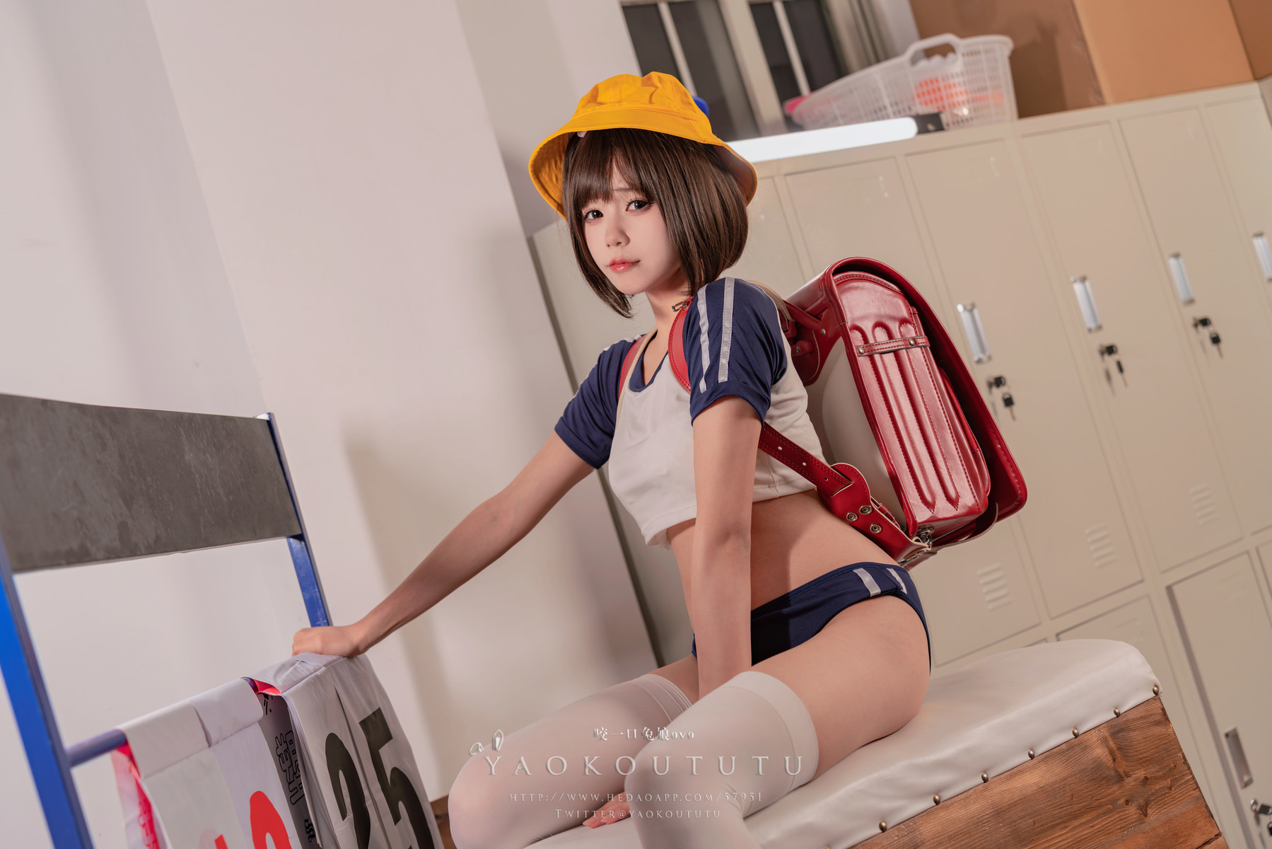 Cosplay 黏黏团子兔 学生妹 11