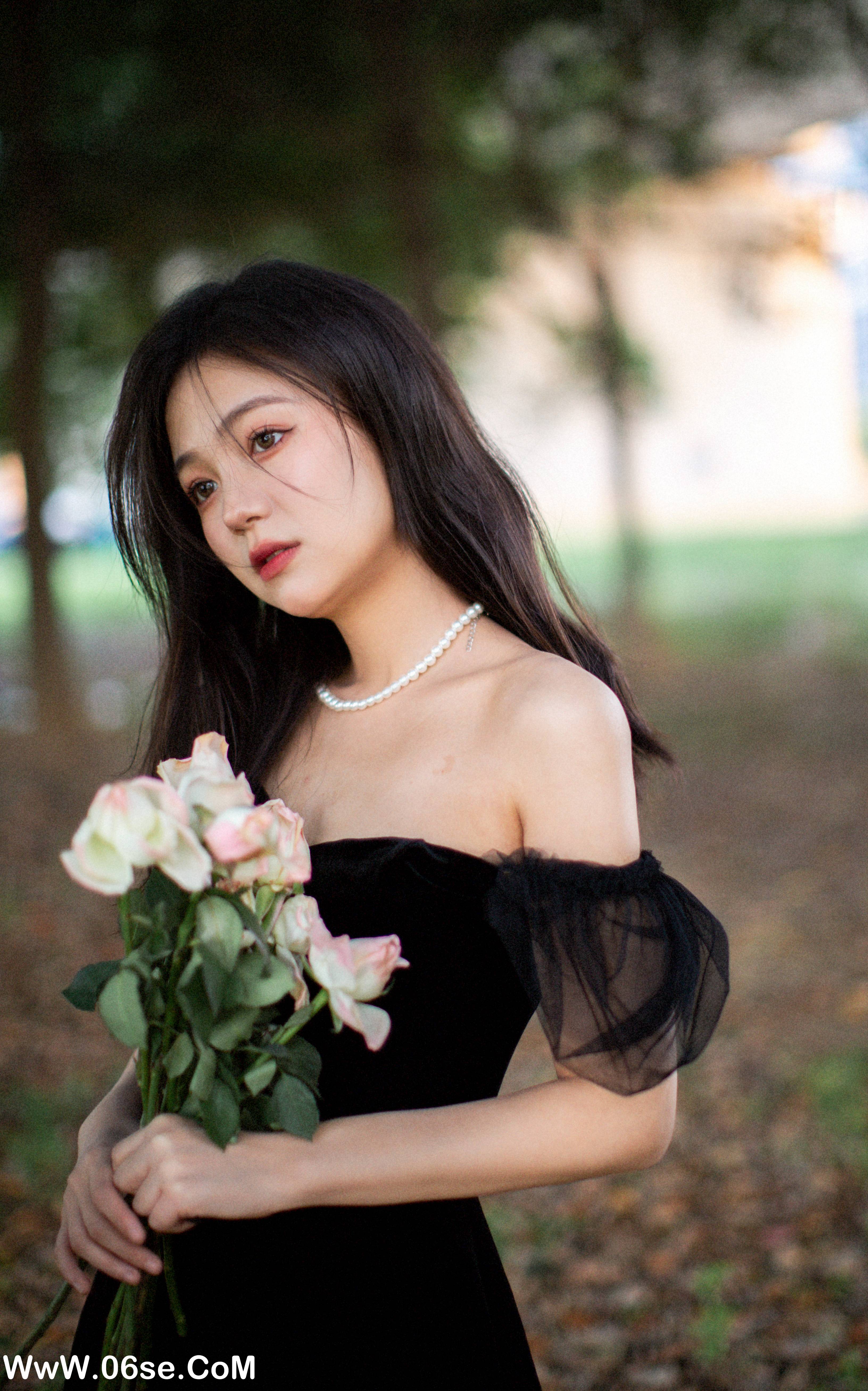 图片[20]-[YITUYU艺图语]2022.07.14 少女与花 夏芸是只小考拉[24+1P／313MB]-六色网