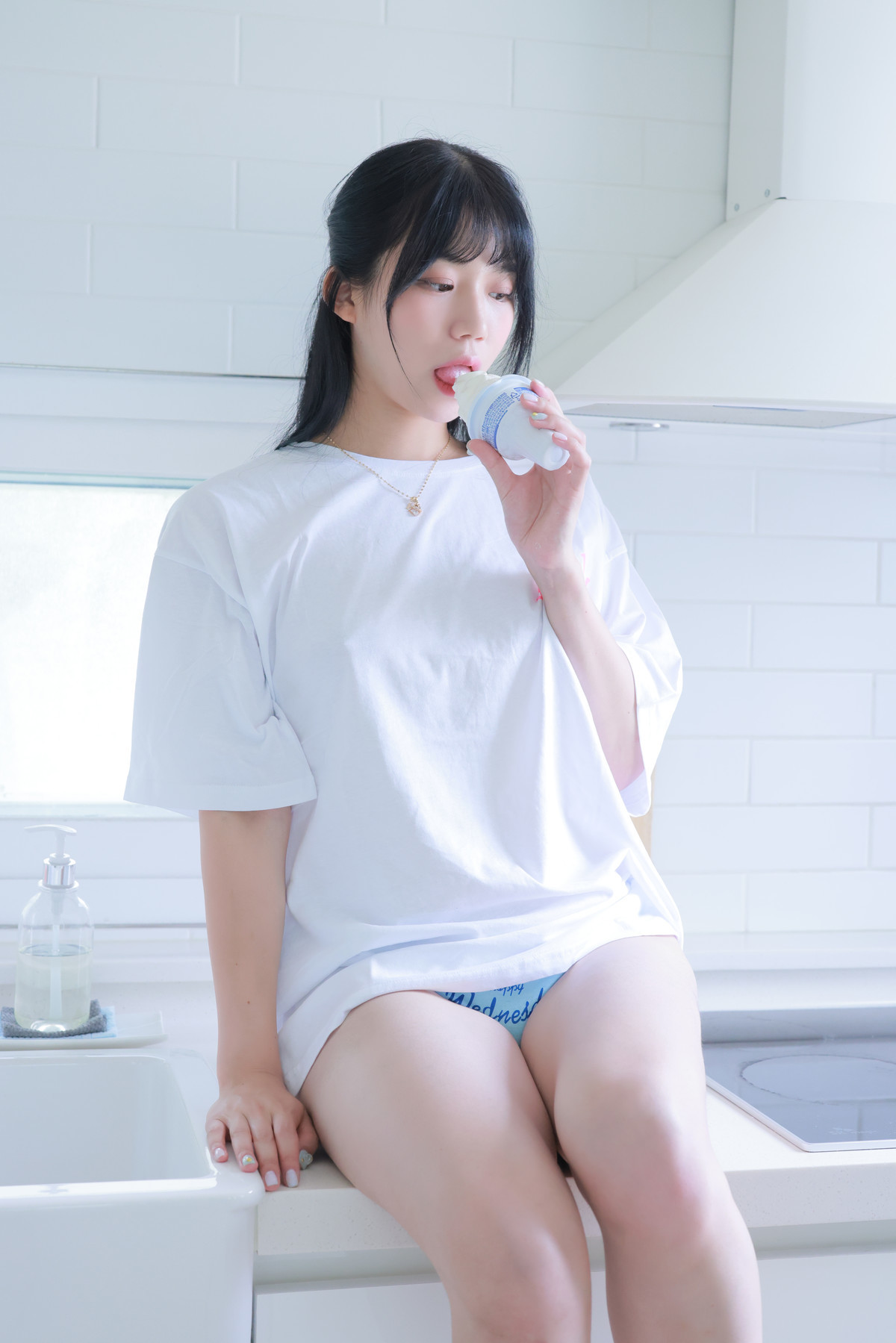 Yui 유이, [SWEETBOX] CREAM Set.02 18