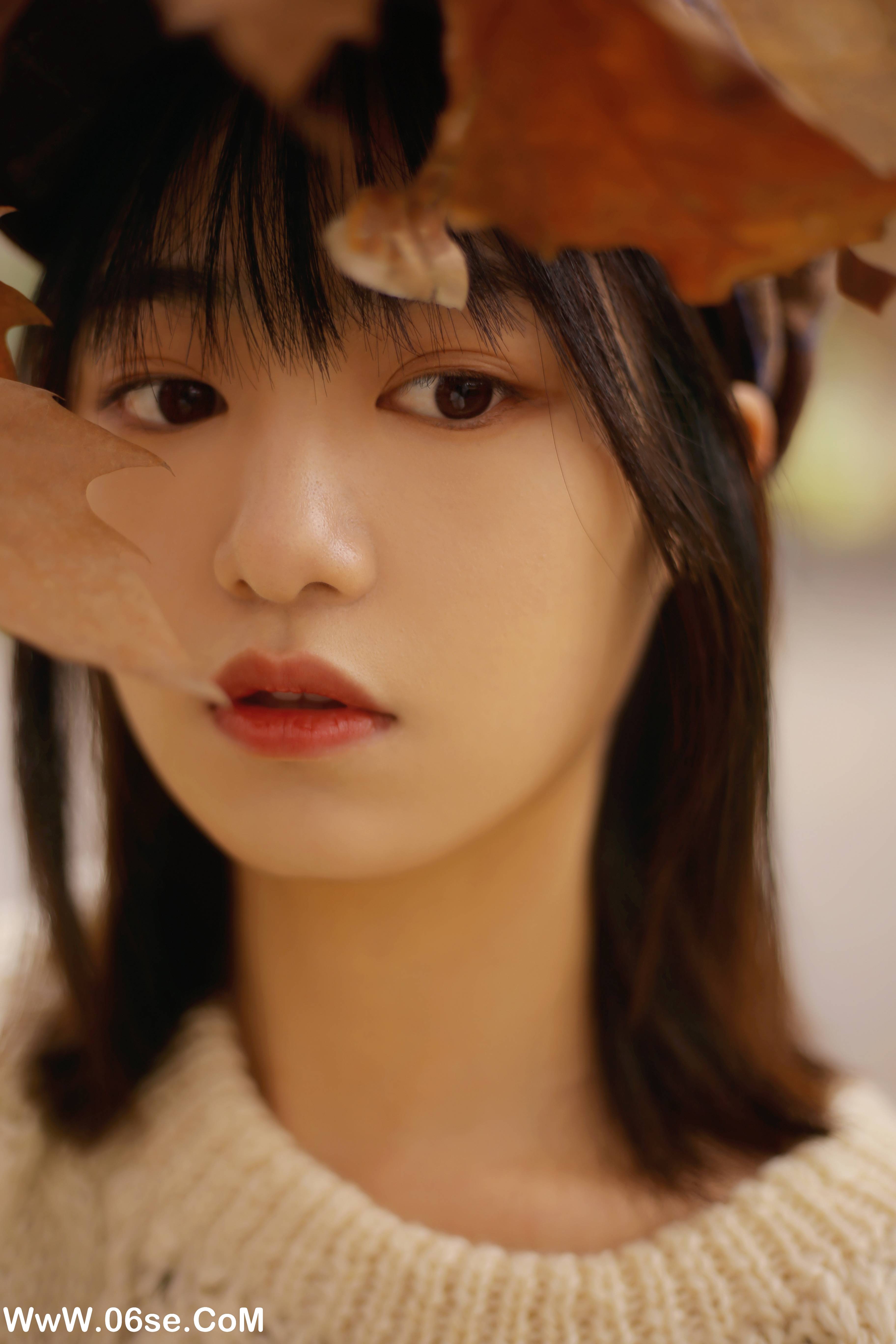 图片[19]-[YITUYU艺图语]2022.10.03 枫叶 panniling[29+1P／346MB]-六色网