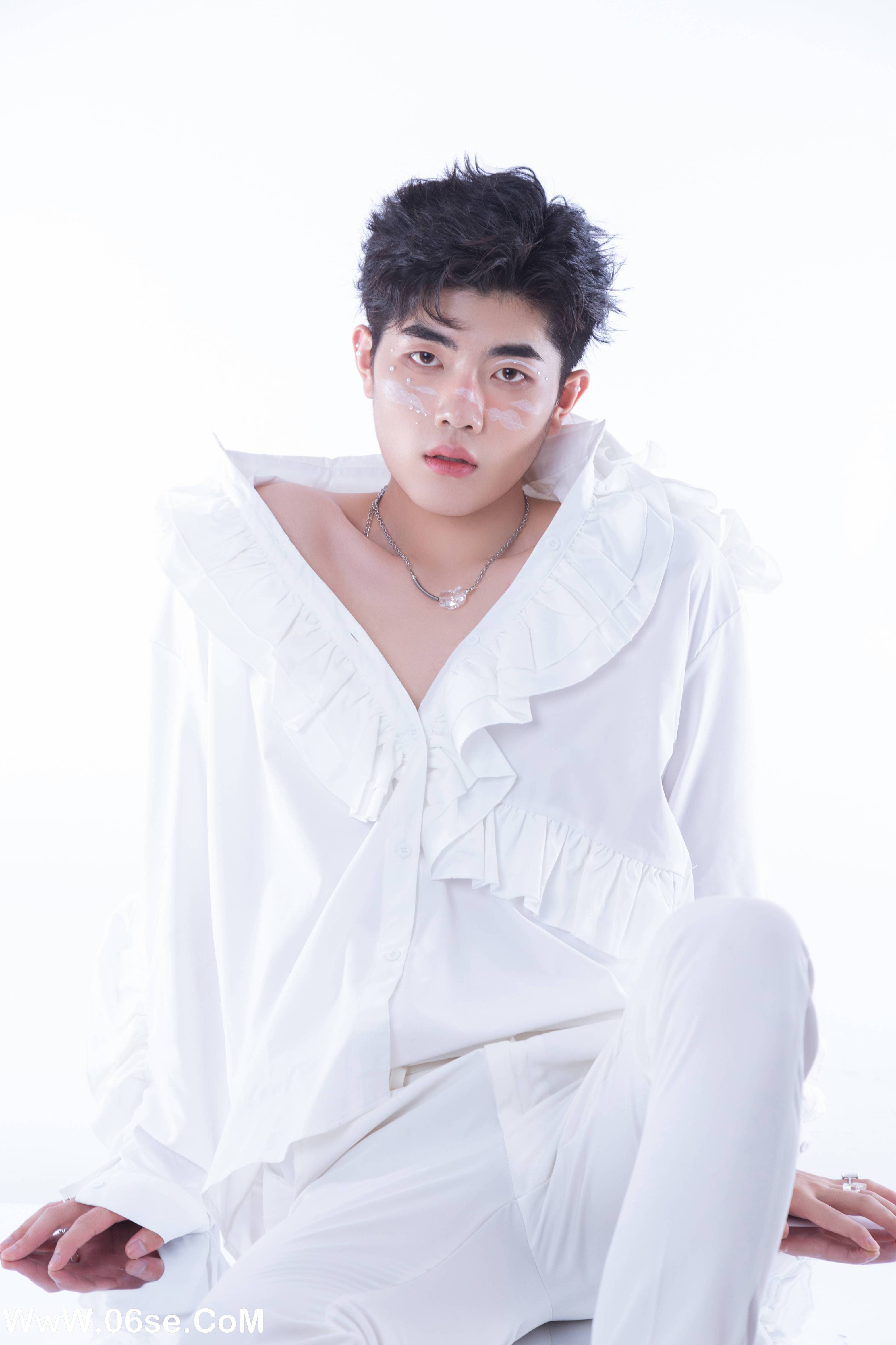 图片[12]-[YITUYU艺图语]2022.07.09 白色蝴蝶 陈川儿Andrew[22+1P／171MB]-六色网