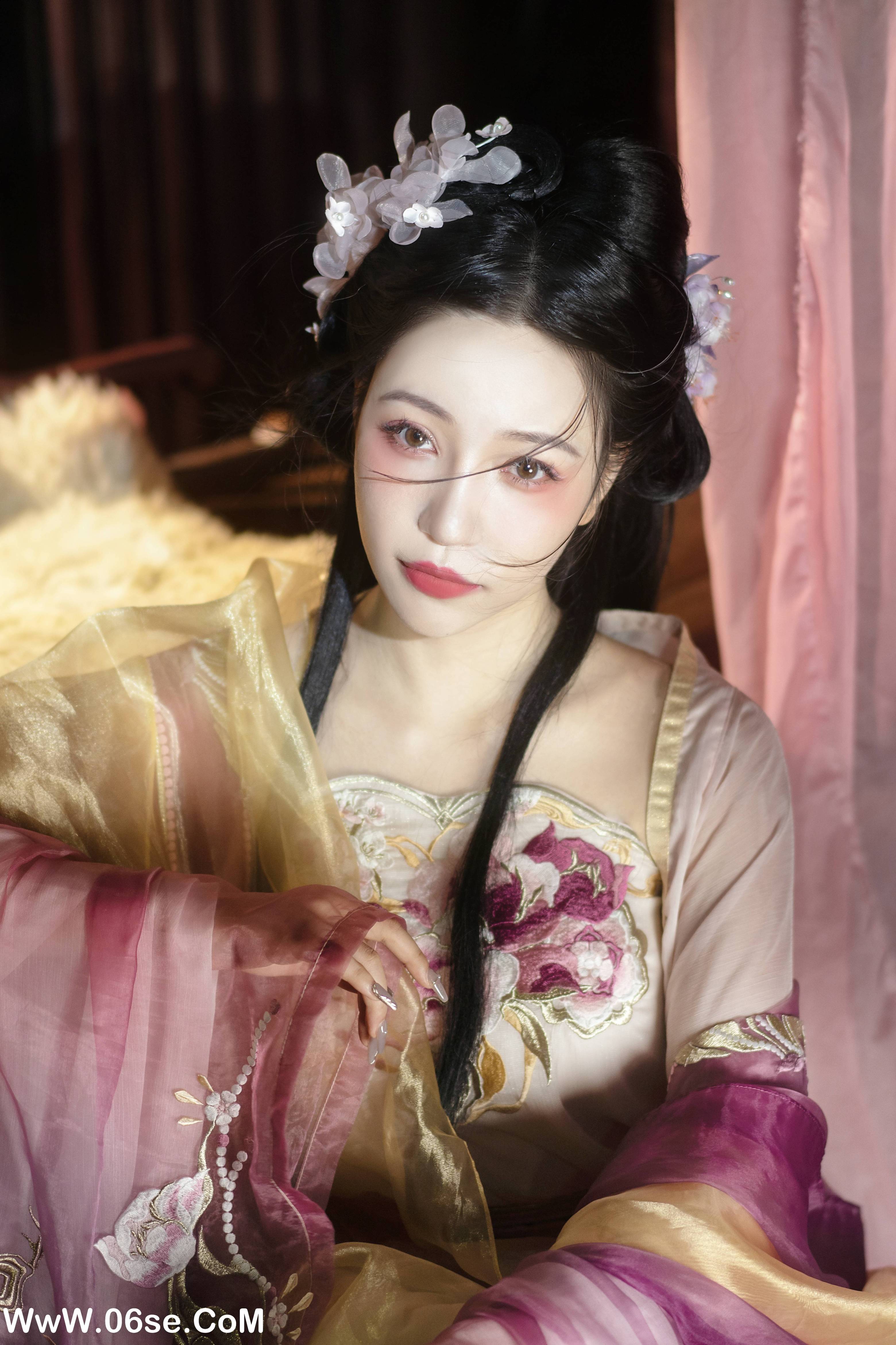 图片[17]-[YITUYU艺图语]2022.11.26 醉花酿 小田月嘉[26+1P／596MB]-六色网