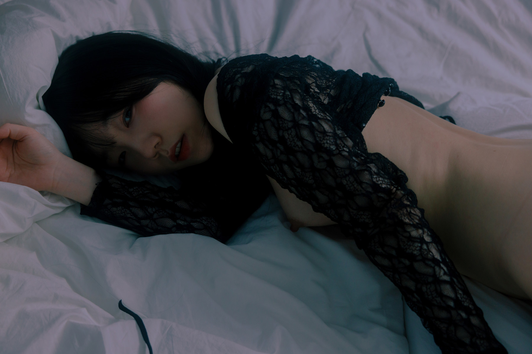 Han Yeri 한예리, [SWEETBOX] Vol.08 Photobook Set.01 42
