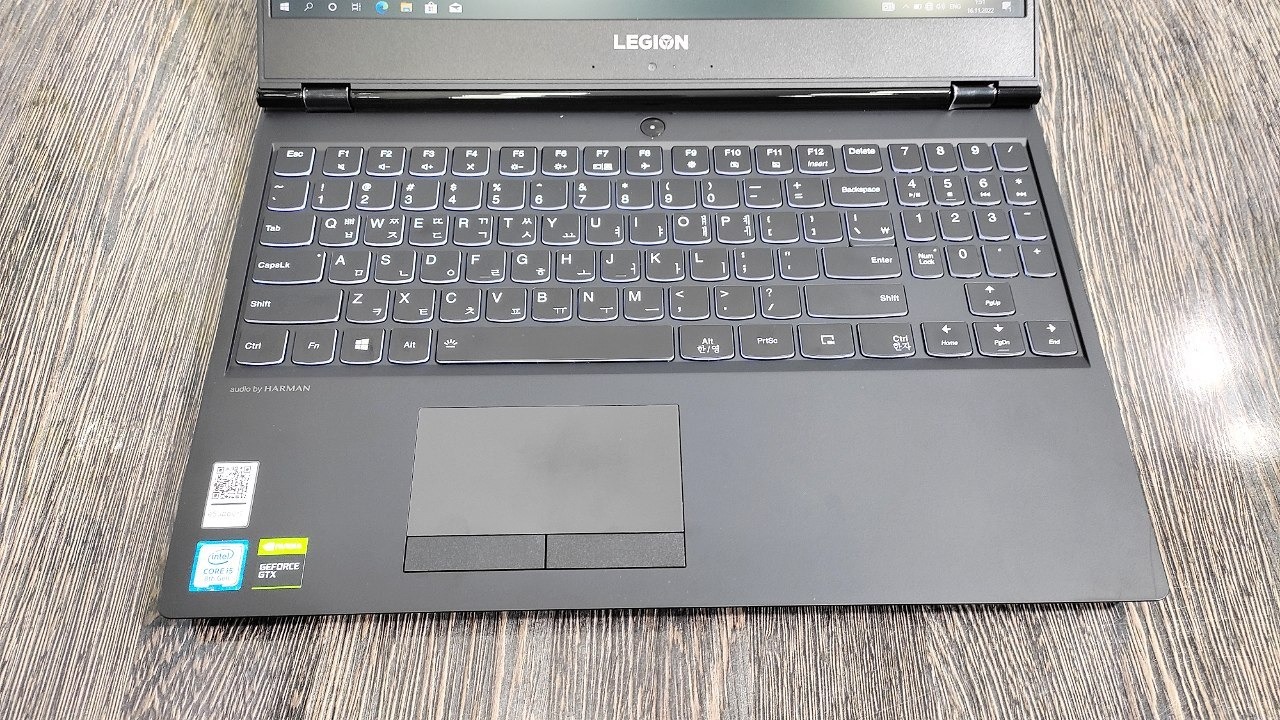 Legion 1 5. Lenovo Legion i515mirh inside.