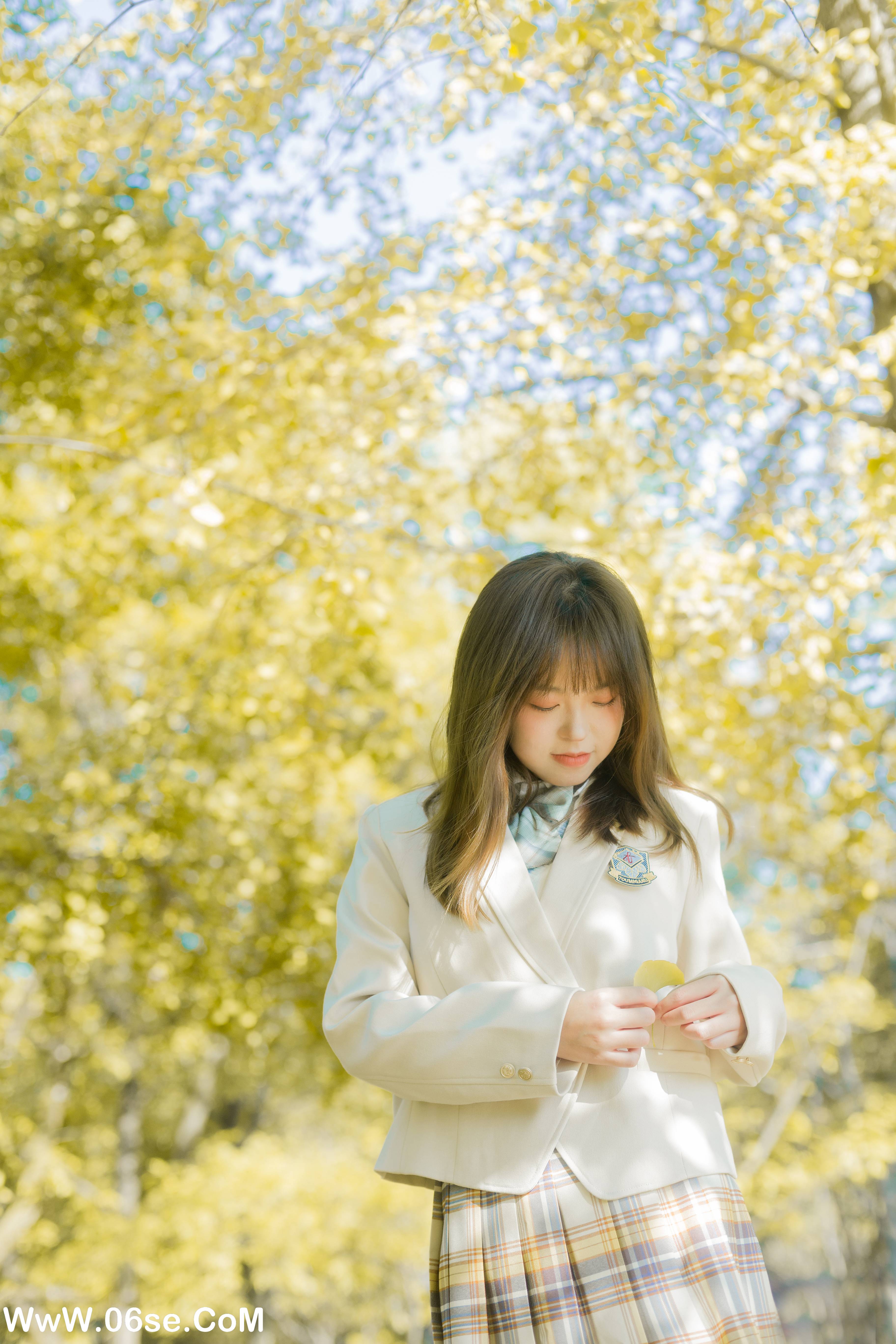 图片[19]-[YITUYU艺图语]2022.11.21 奶油味的秋 哈吉麻花[37+1P／355MB]-六色网