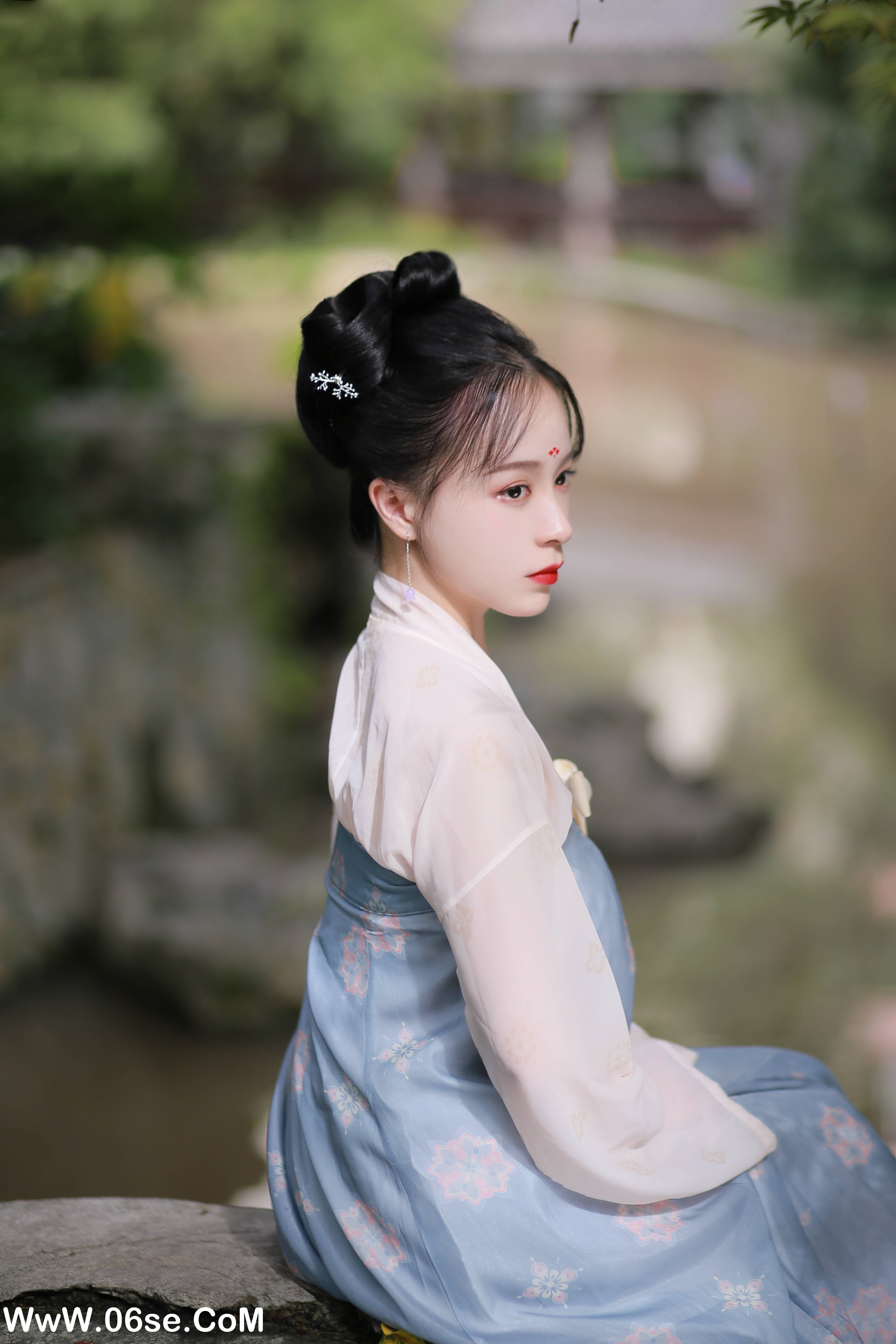 图片[3]-[YITUYU艺图语]2022.01.18 蝶恋花 花泽阮阮[+1P／MB]-六色网