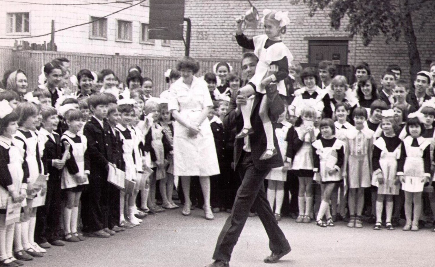 Школа 1986 Фото