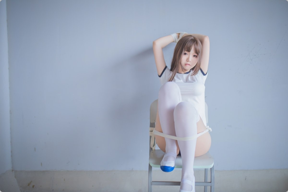 [Cos]宅夏 - 白丝捆绑 [30P] 9