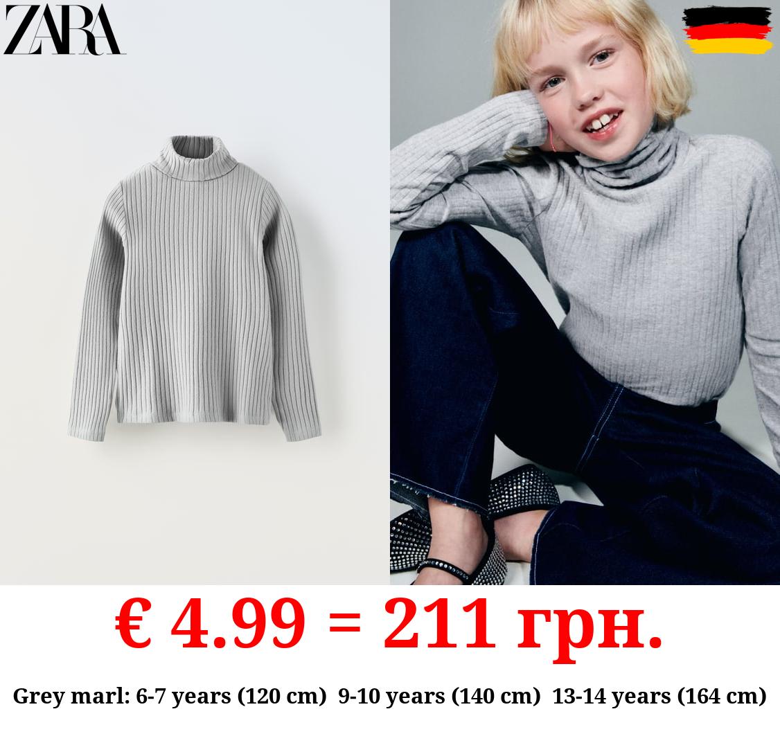 RIBBED TURTLENECK T-SHIRT