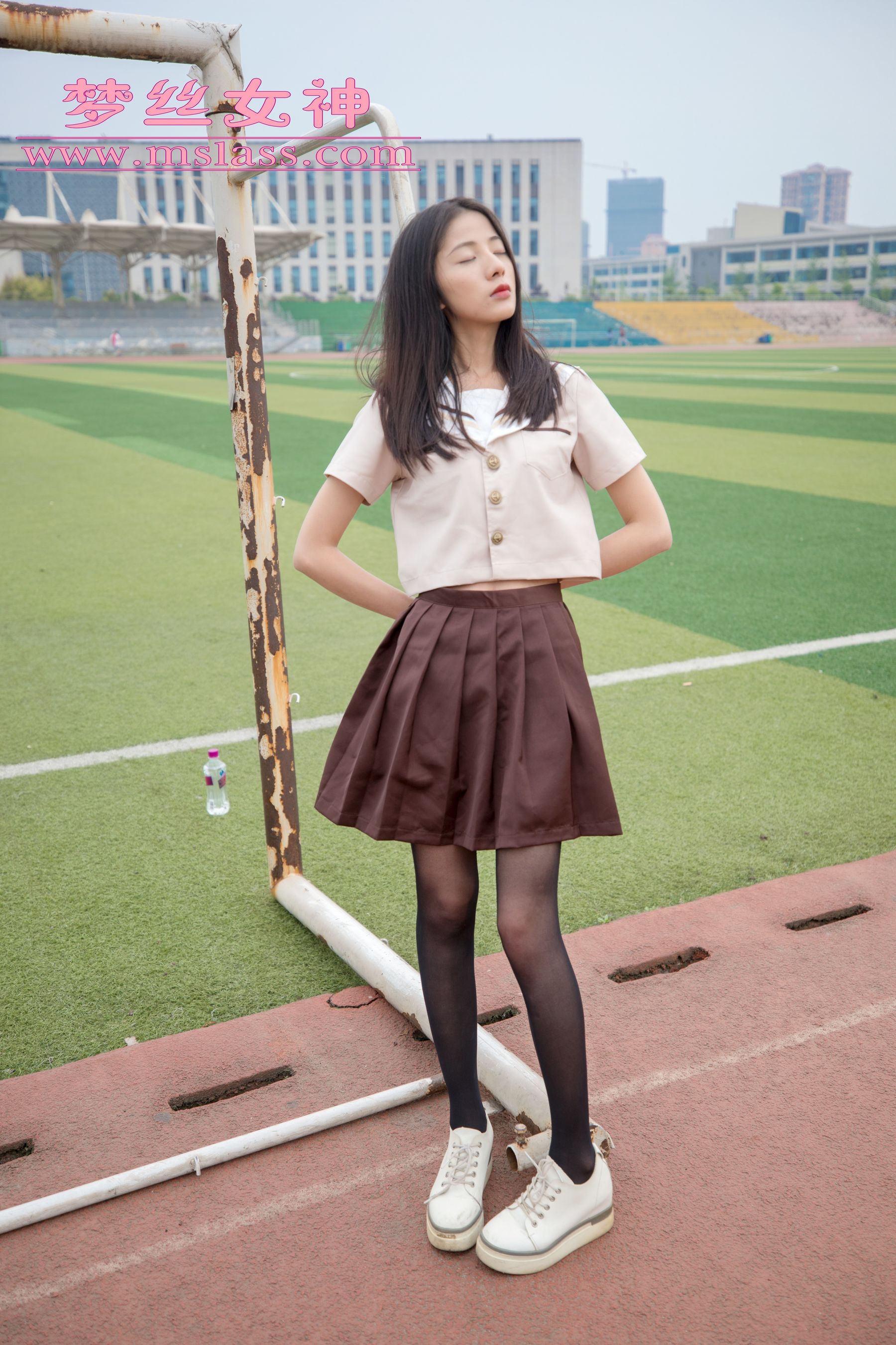 [梦丝女神MSLASS]_雪馨_学院的JK黑丝袜-写真图集共154P 3