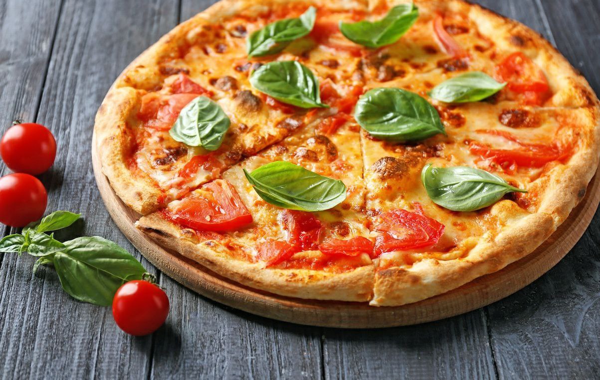 тонкая пицца маргарита рецепт в домашних условиях фото 97