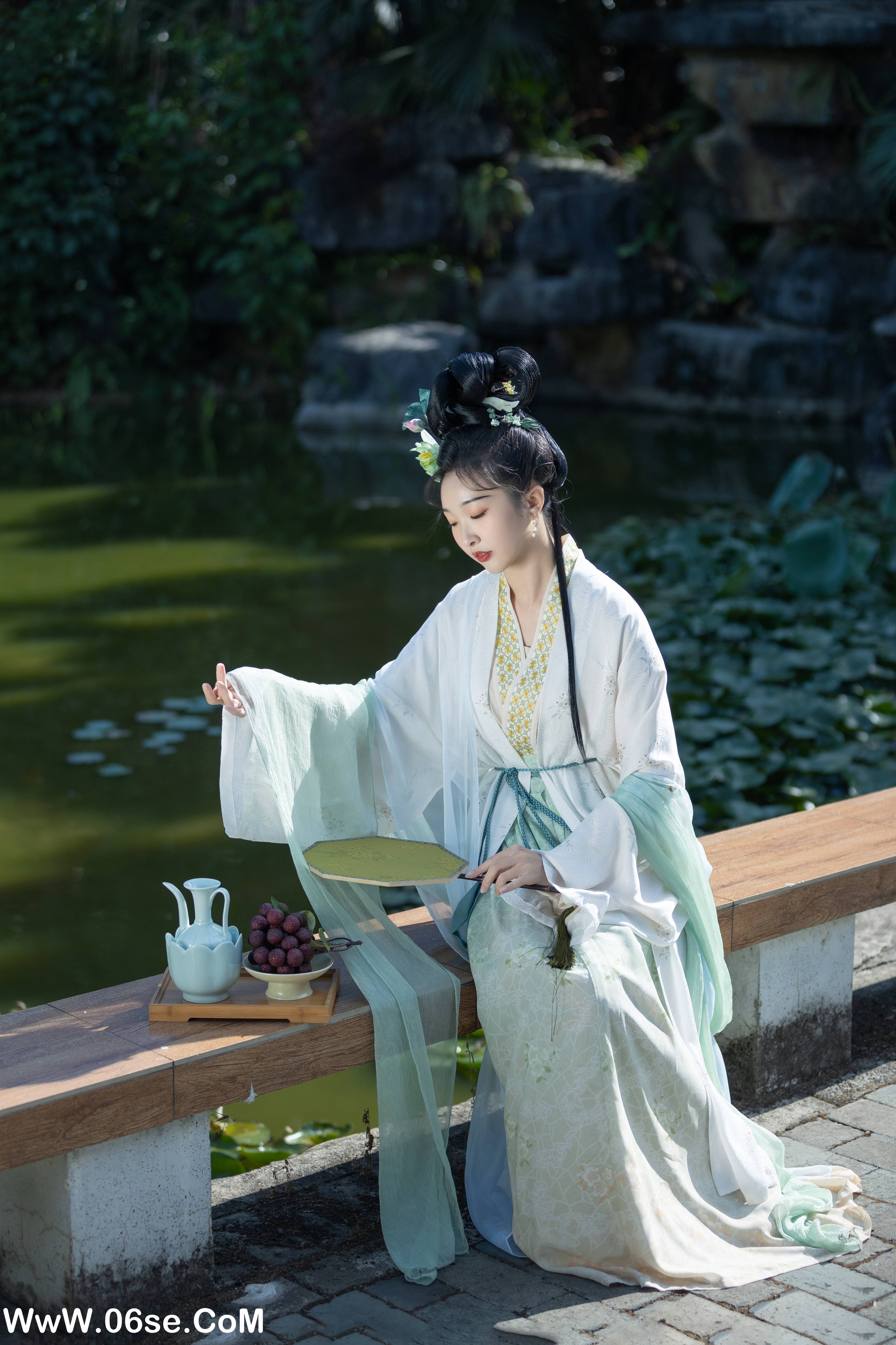 图片[13]-[YITUYU艺图语]2022.11.17 绿了芭蕉 丸子有只猫[33+1P／331MB]-六色网