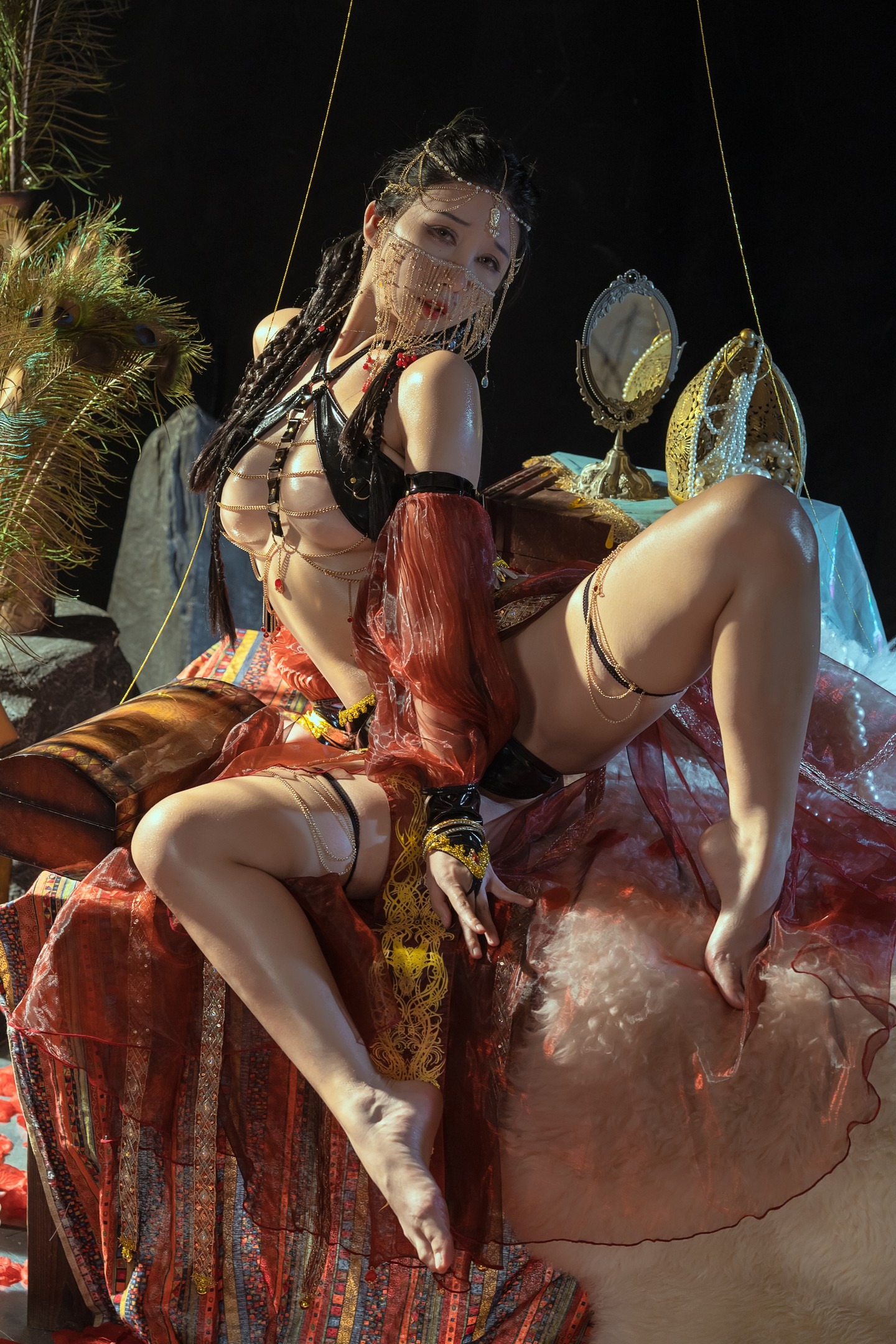 古风西域透明红裙美女写真 18