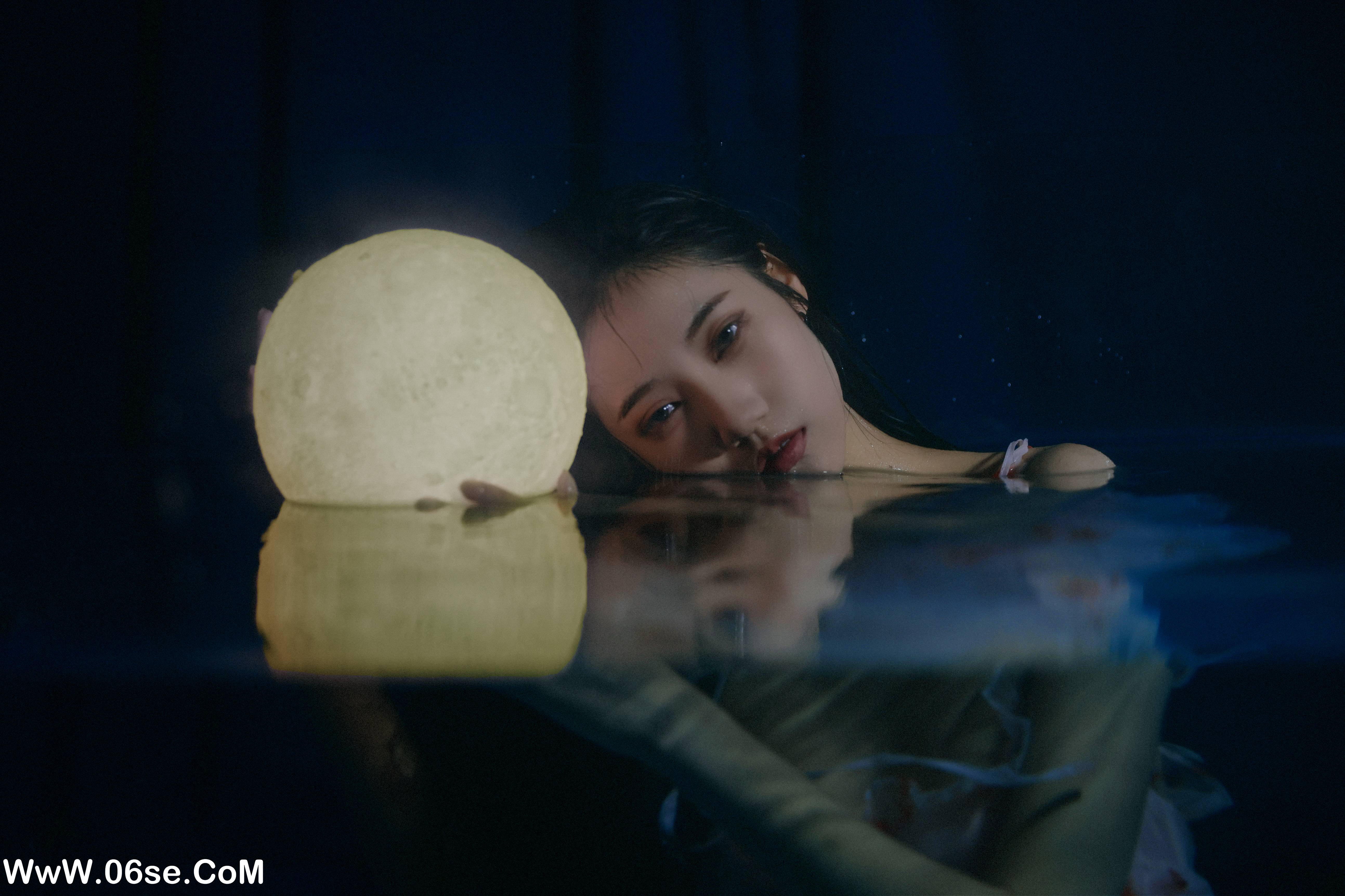 图片[33]-[YITUYU艺图语]2022.08.27 有人喜欢蓝 阿万[44+1P／644MB]-六色网