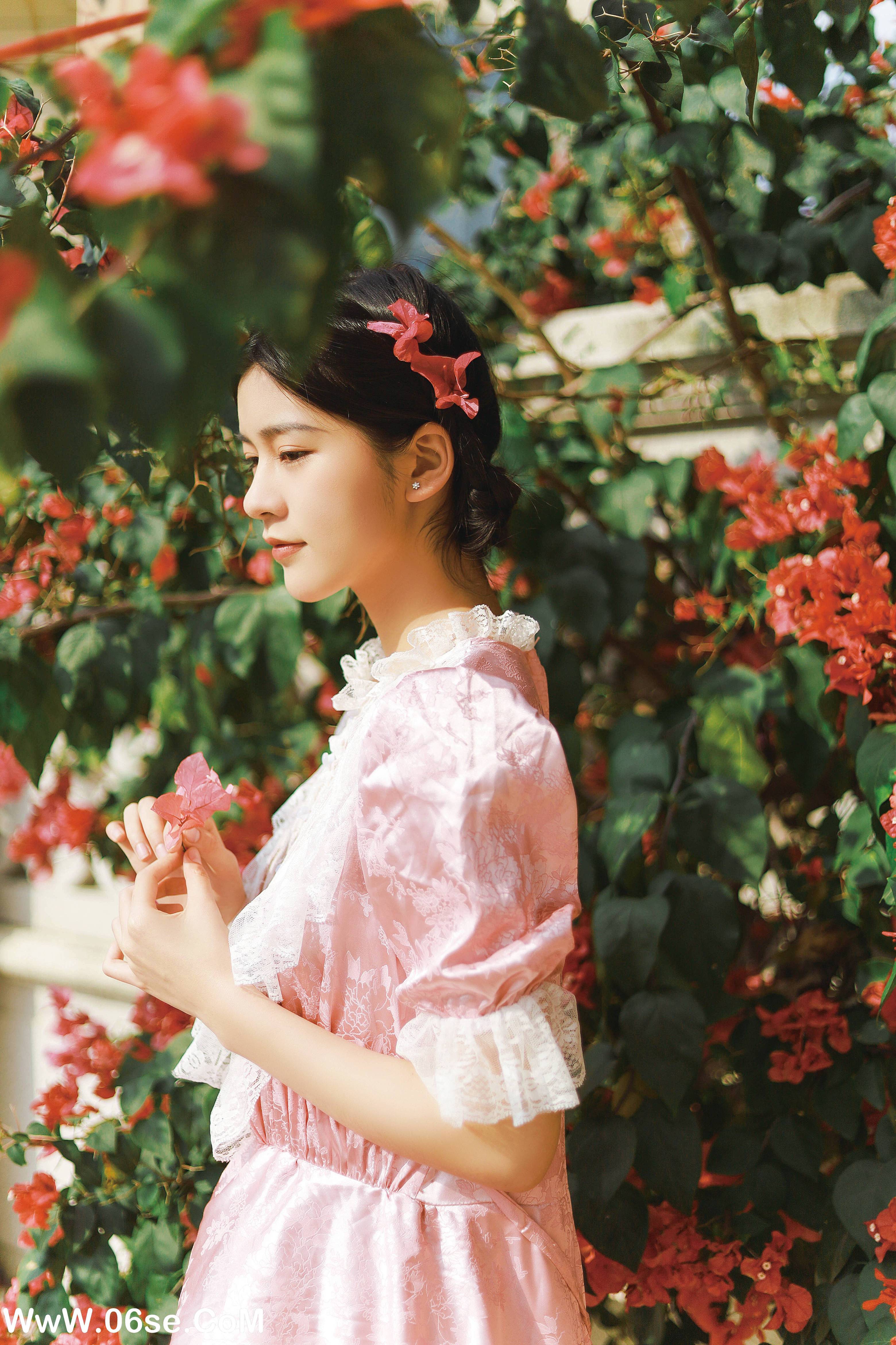 图片[21]-[YITUYU艺图语]2022.09.12 三角梅与少女 欣慧[20+1P／195MB]-六色网