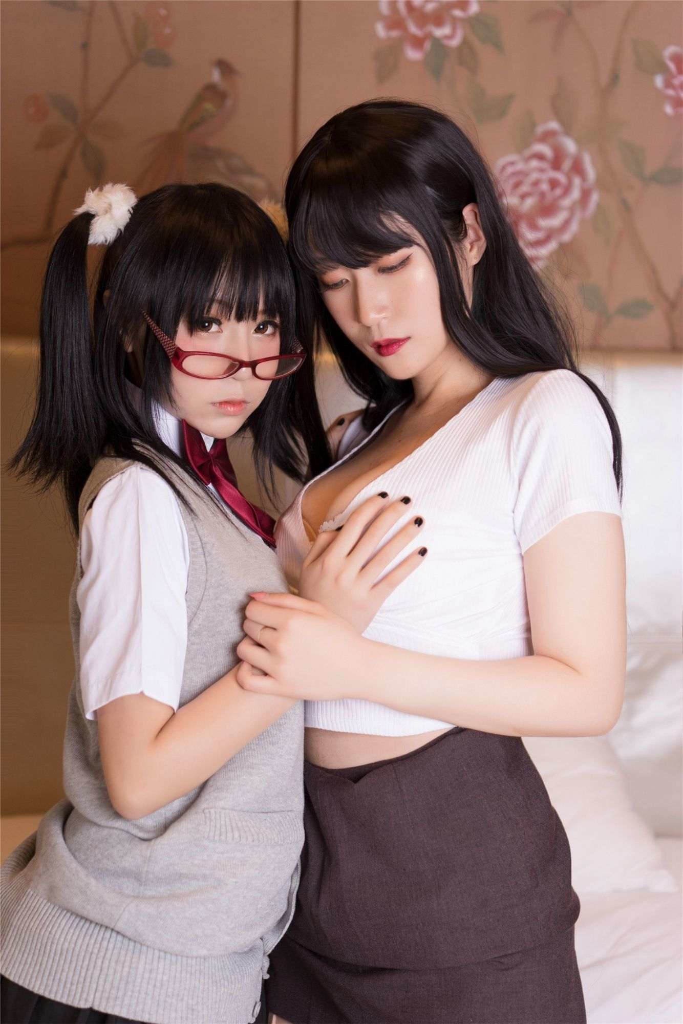 白银 摇摇乐 Student x Teacher Lesbian 126P 120