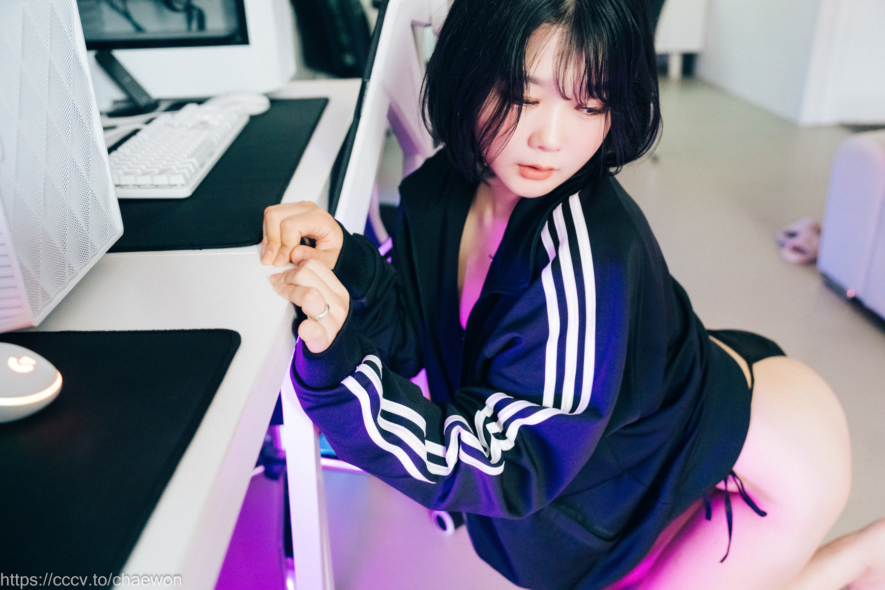 ZIA.Kwon 권지아, [Loozy] PC Room With SP Set.01 63