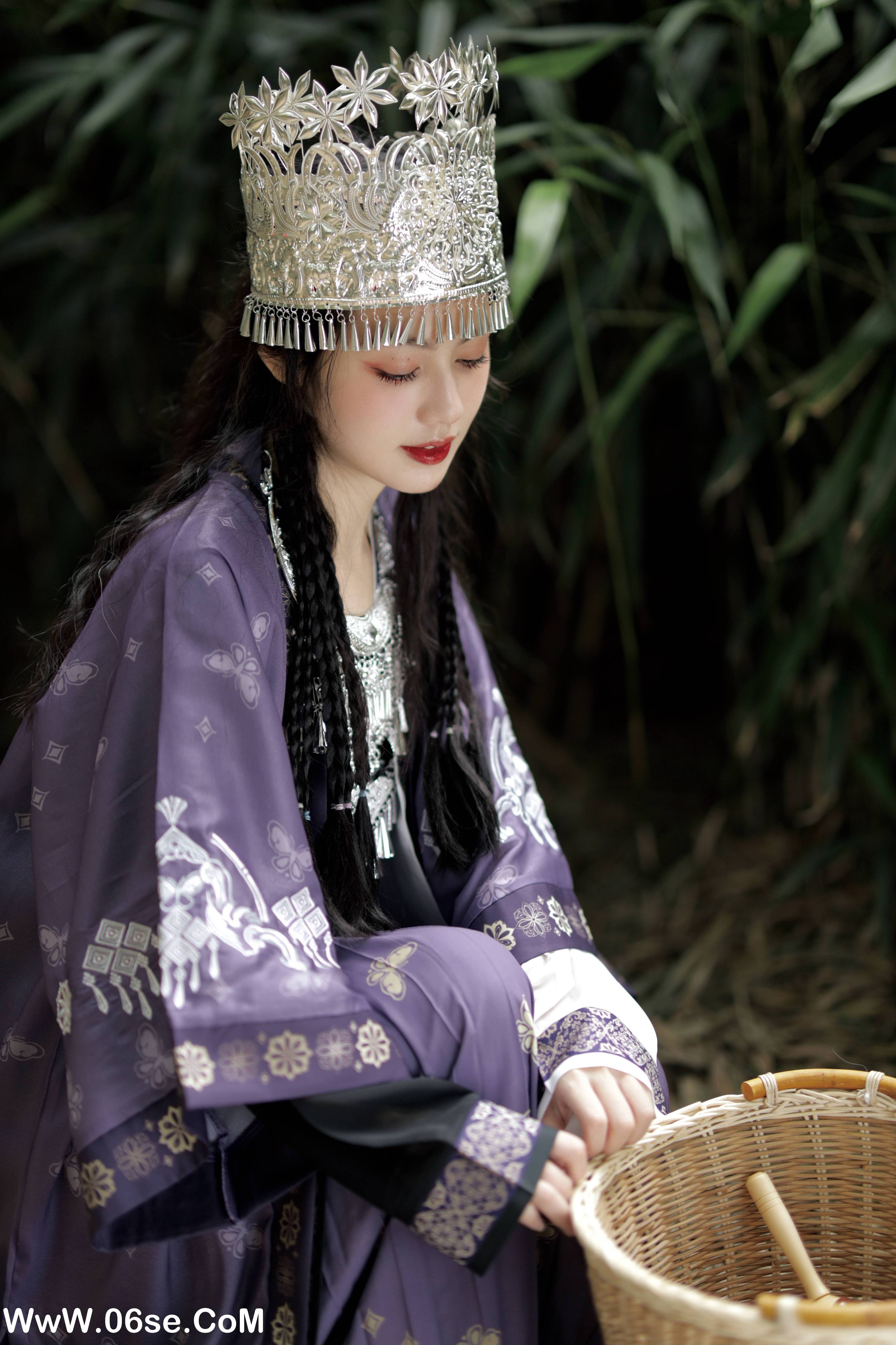 图片[27]-[YITUYU艺图语]2022.10.13 苗疆女子 绫酱MizunoAya[27+1P／343MB]-六色网