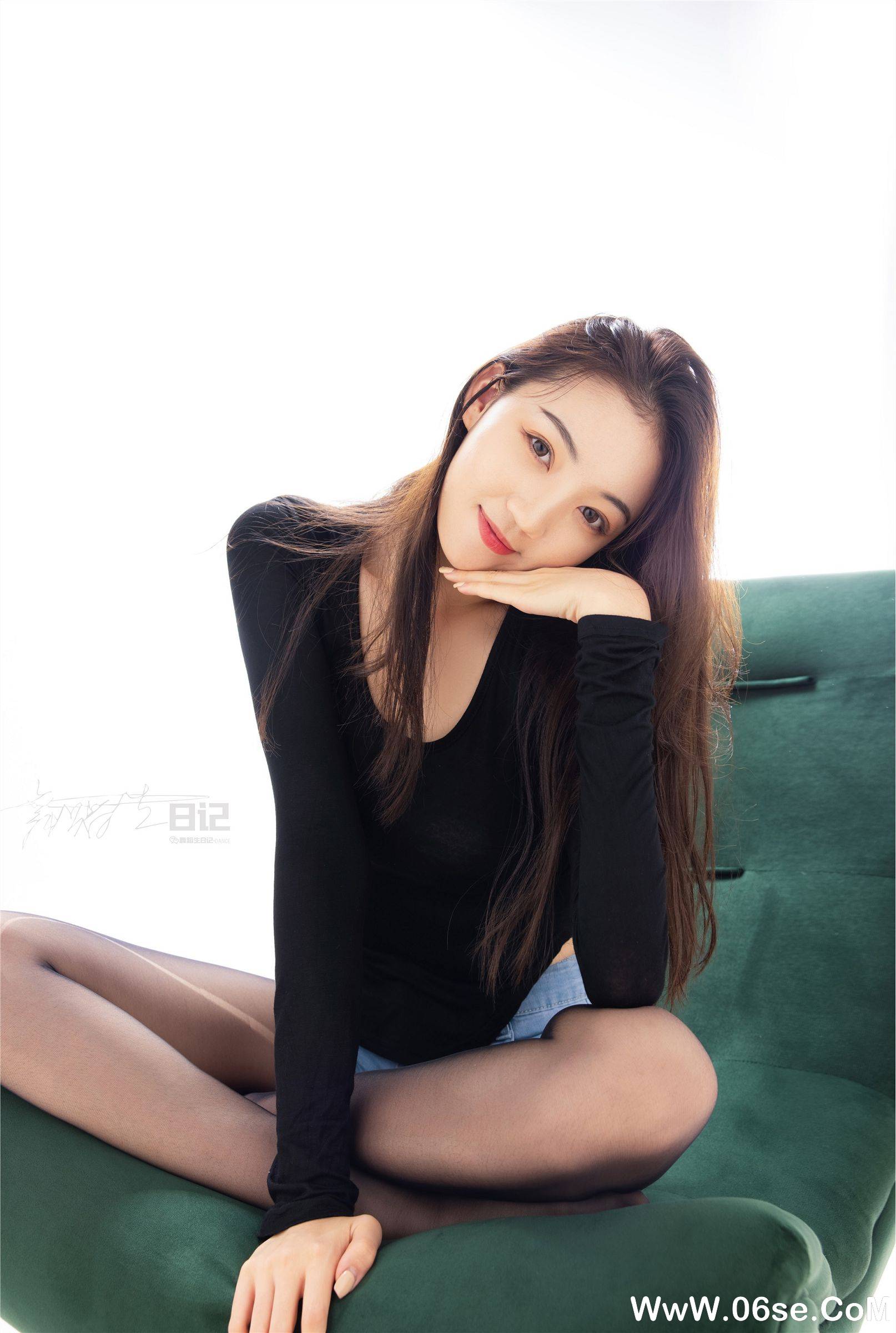 图片[40]-[GALLI嘉丽] 舞蹈生日记 069 – 贺贺-六色网