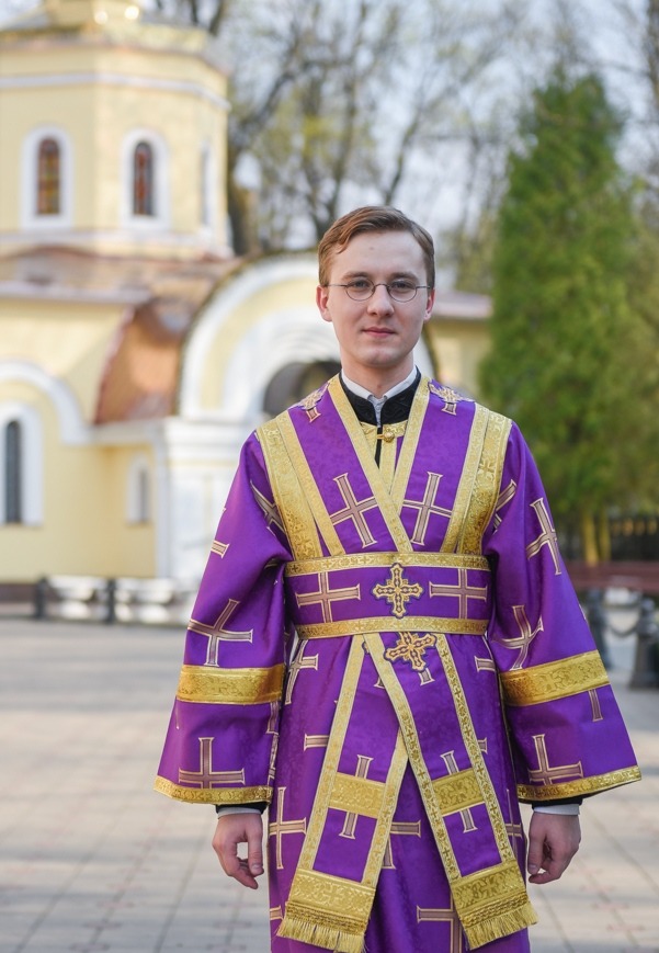 Понамарь дубенский. Пономарь алтарник. Пономарь в храме. Пономарь в церкви. Старший алтарник.