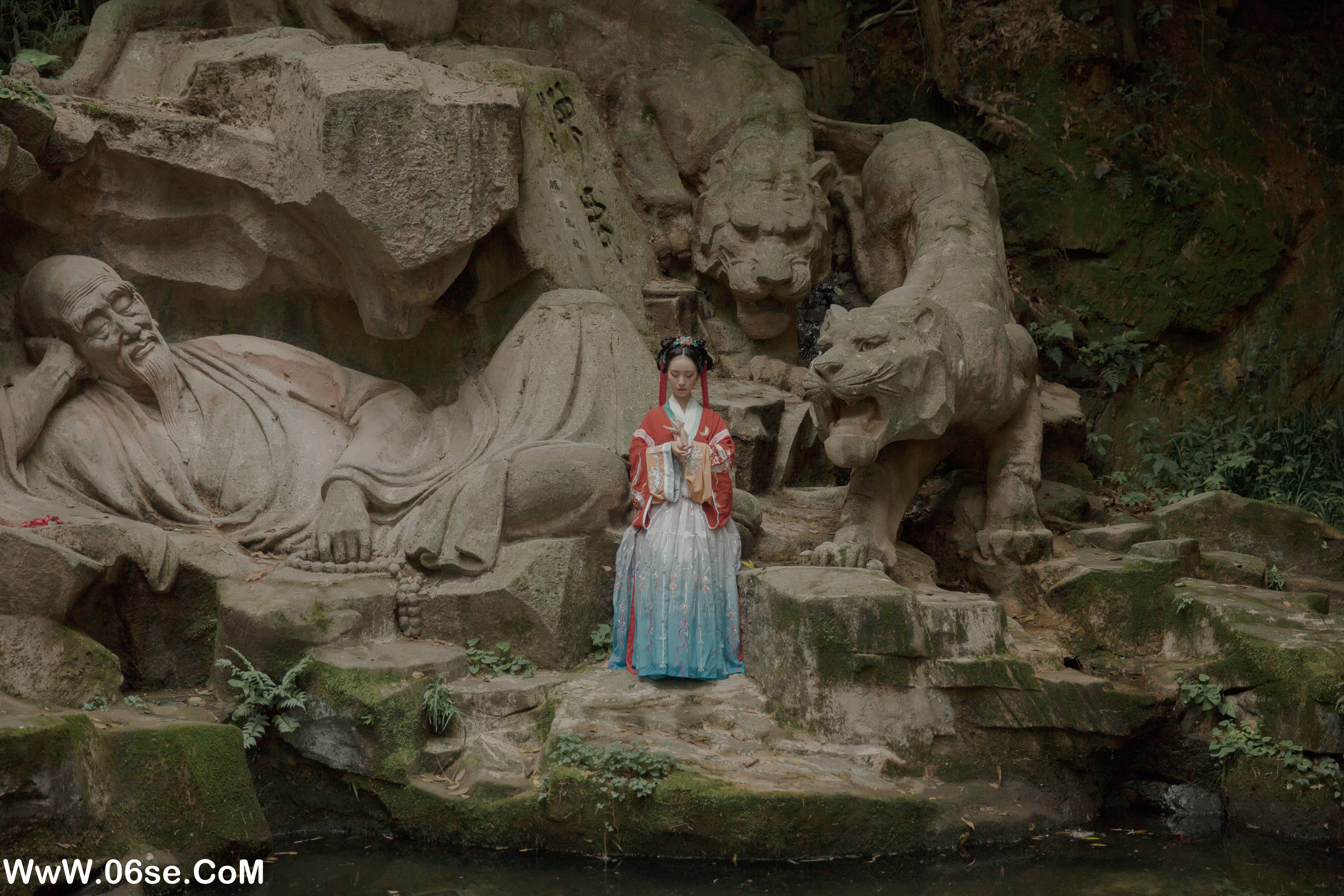 图片[16]-[YITUYU艺图语]2022.09.22 秋风辞 桐丏小棉袄[30+1P／292MB]-六色网