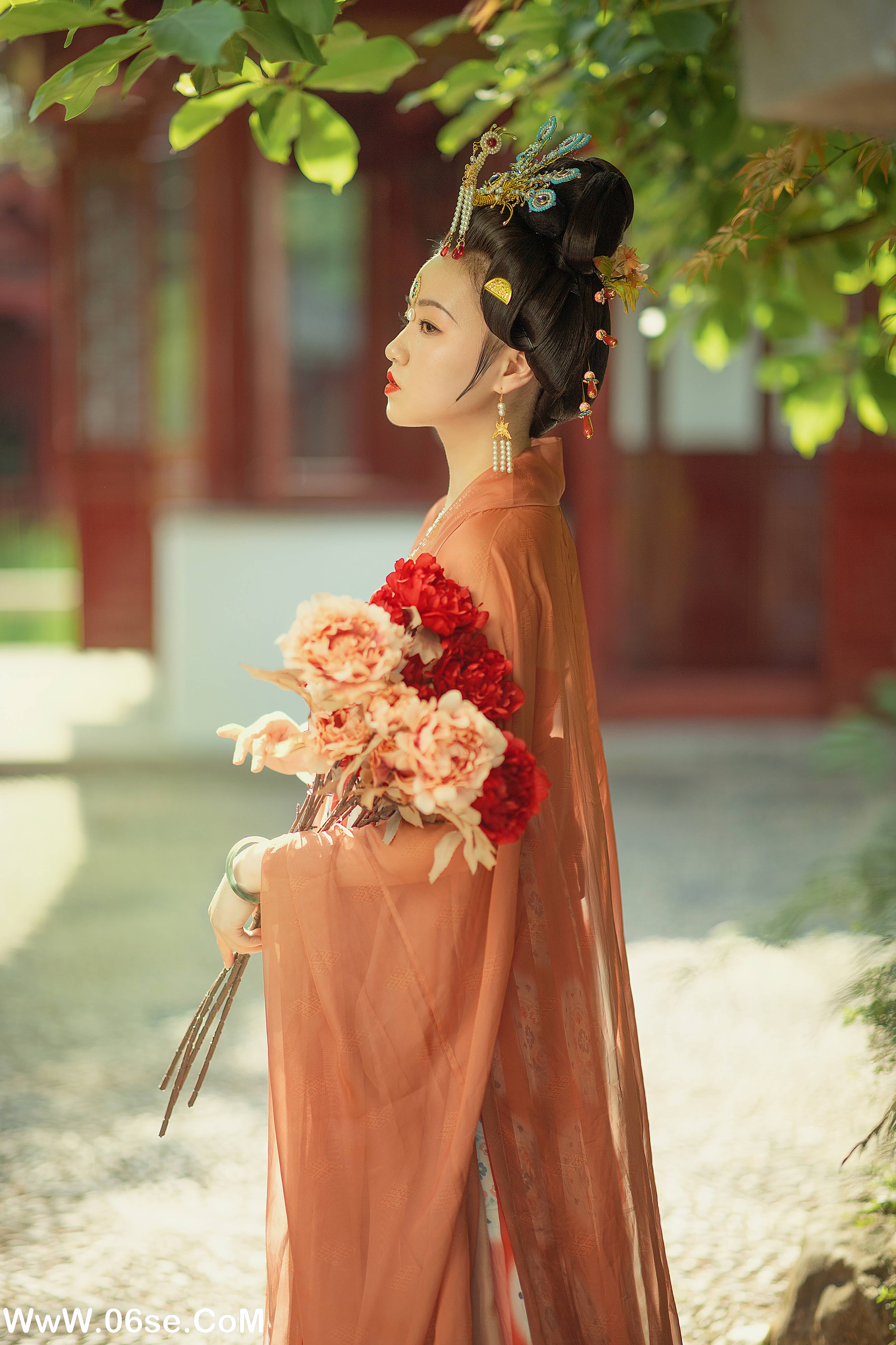 图片[20]-[YITUYU艺图语]2022.02.05 大唐富贵花 雨绵绵o[24+1P／258MB]-六色网