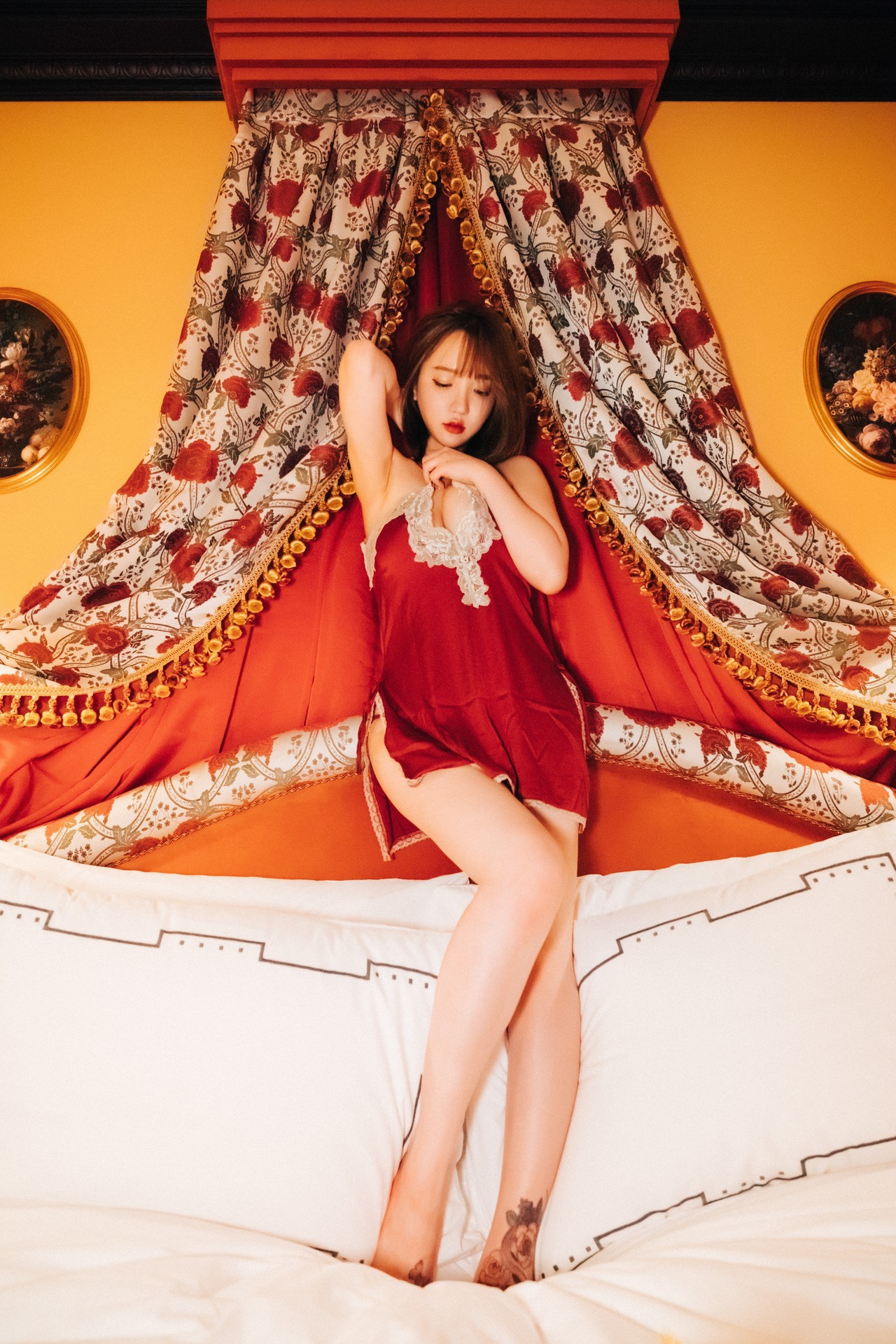 Son Yeeun 손예은, [Loozy] Halloqueen (S.Ver) Set.02 3