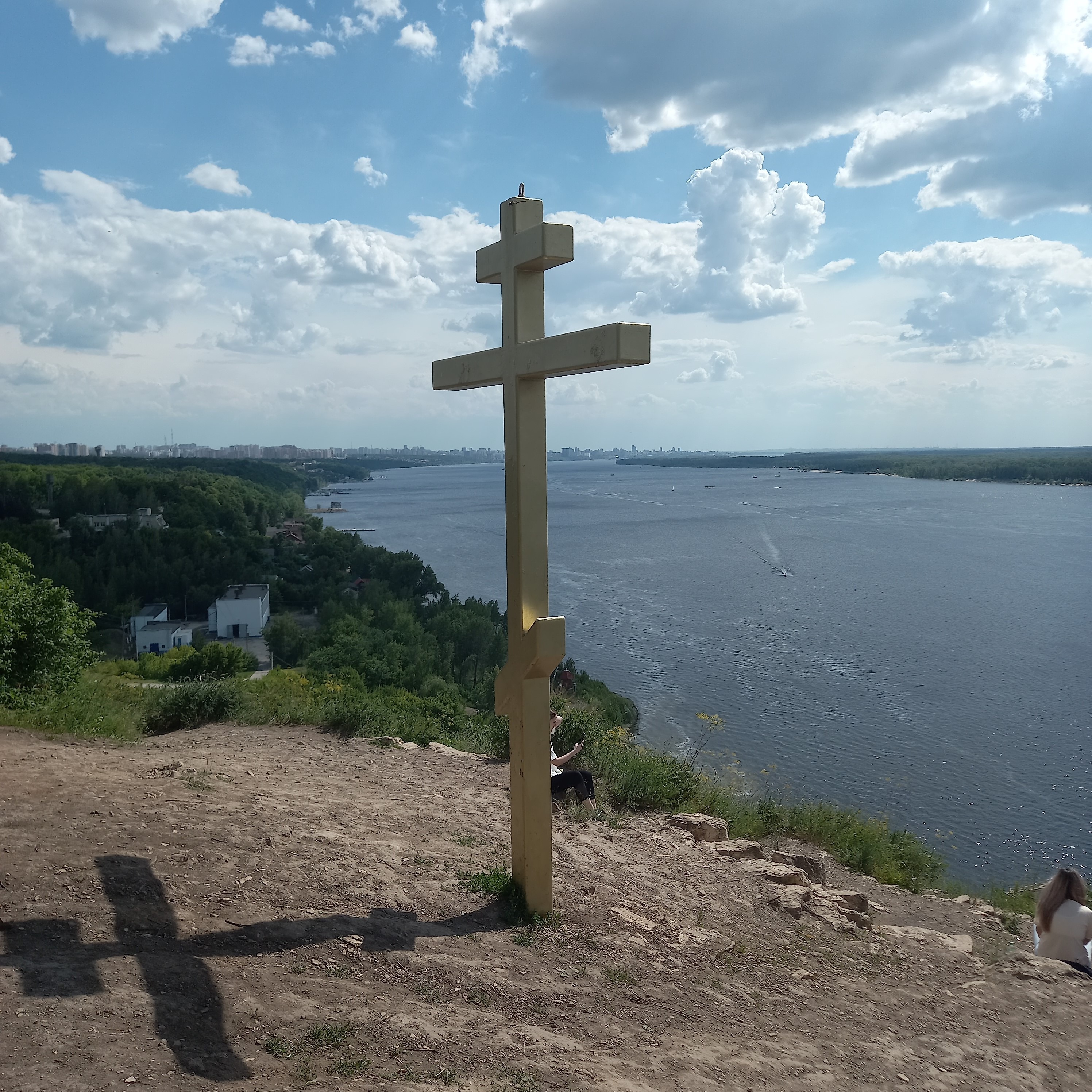 Лысая гора 24. Крест в Самаре на лысой горе. Лысая гора Самара. Карабаш гора поклонный крест. Кардон лысая гора крест.