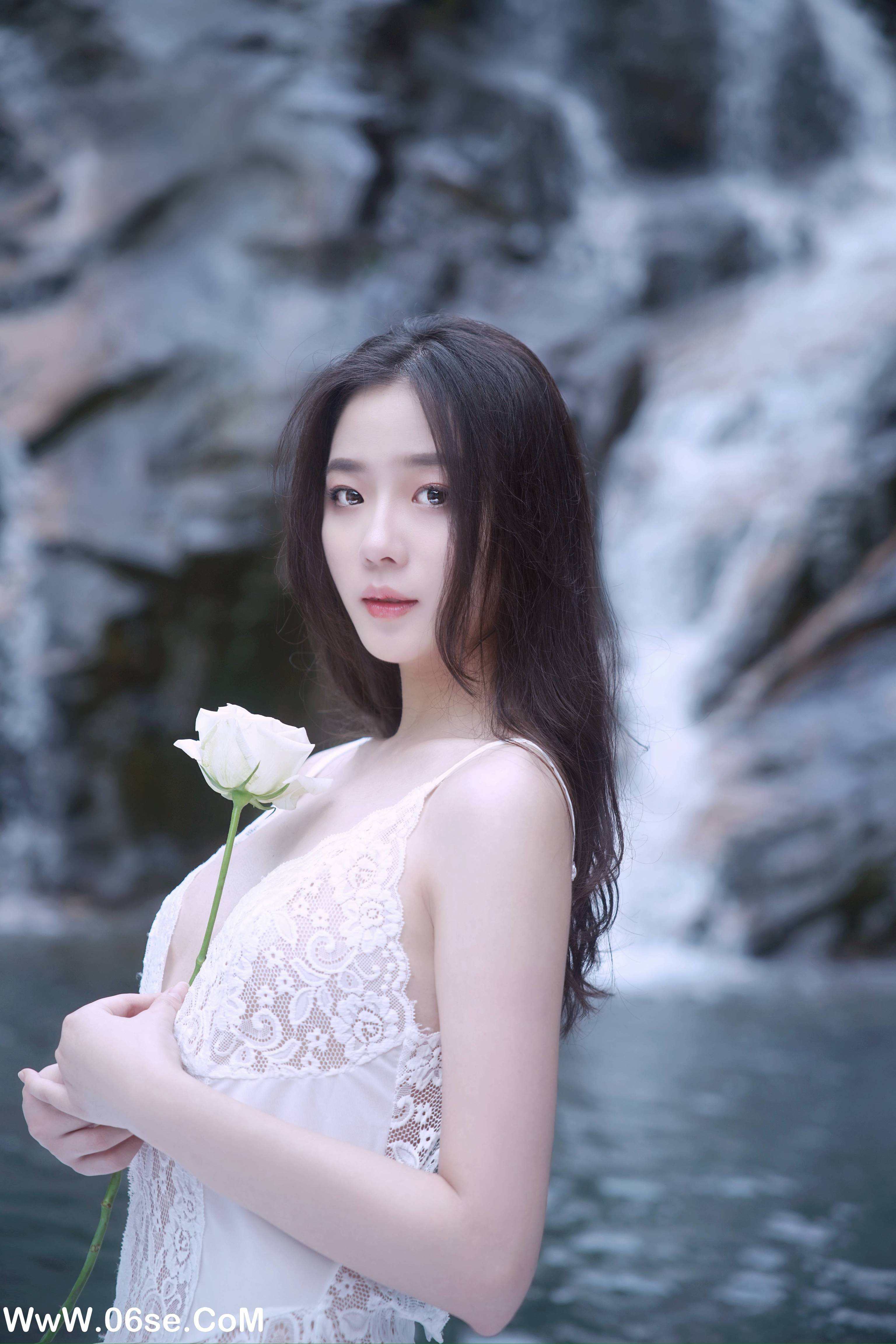 图片[3]-[YITUYU艺图语]2022.12.22 落入凡间的天使 桃桃[33+1P／350MB]-六色网