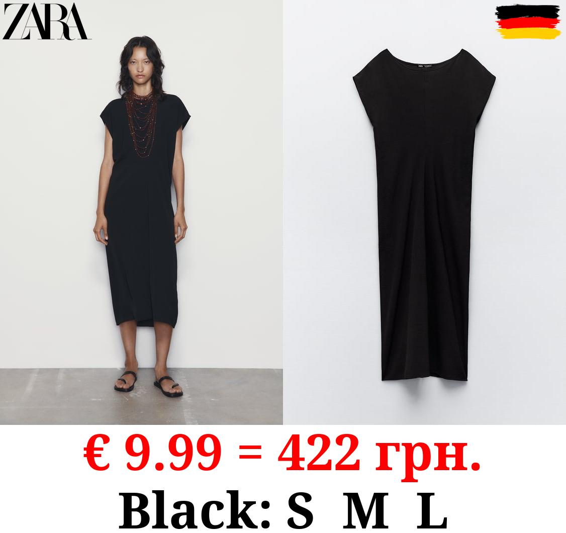 MINIMALIST T-SHIRT DRESS