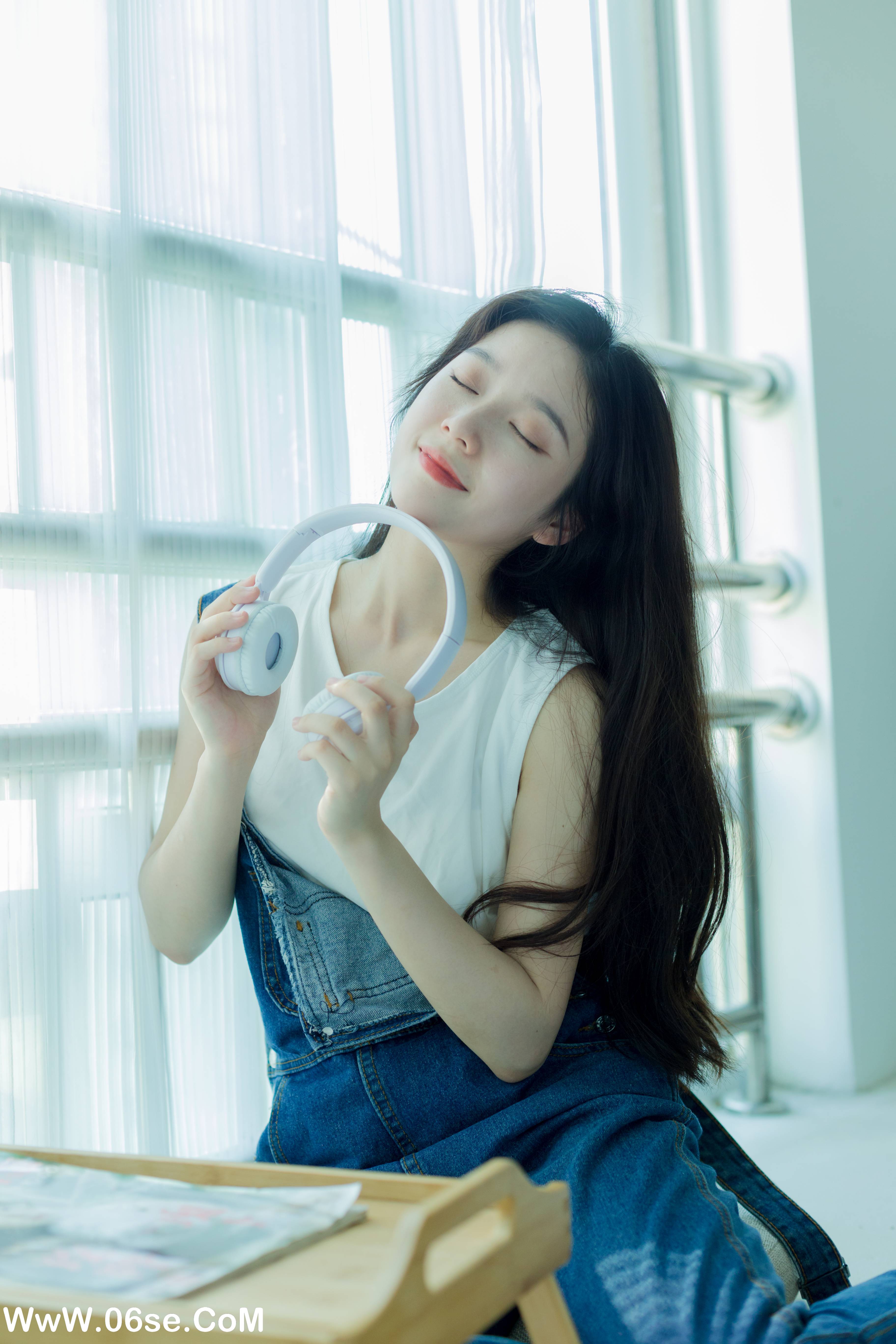图片[32]-[YITUYU艺图语]2022.09.26 诗里的海 戈曼妮Nini[34+1P／252MB]-六色网