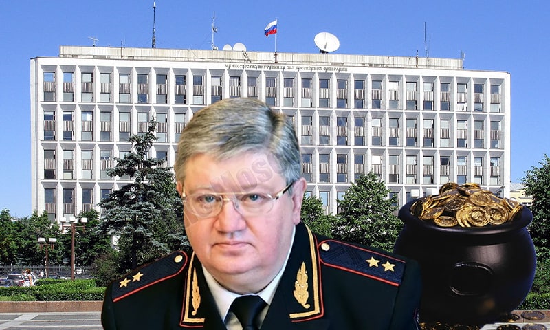Этот человек будучи министром внутренних дел. Генерал лейтенант Кубышко. Заместитель министра МВД Кубышко.