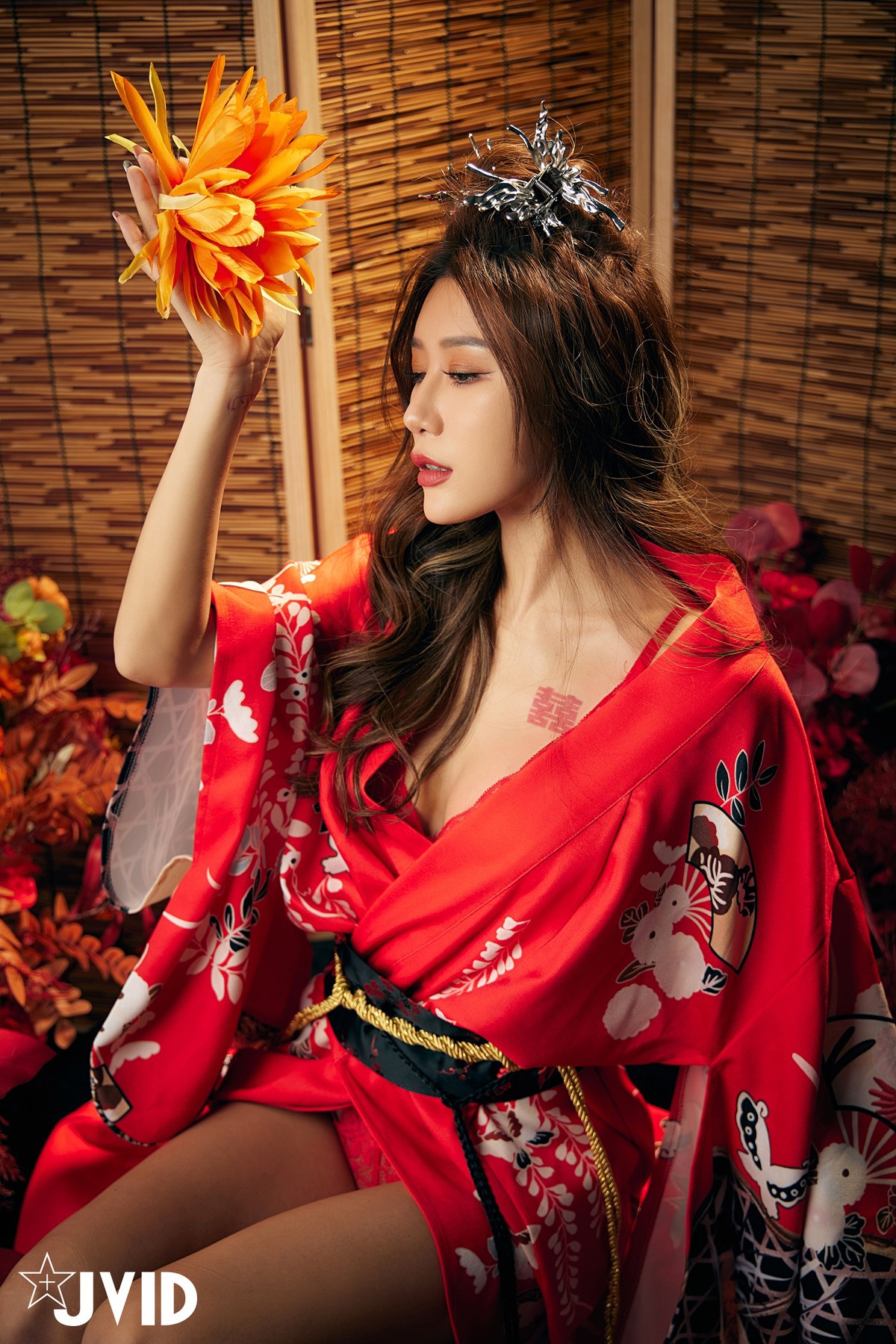 JVID精品 聖上寵幸首選～傾國傾城囍媚娘 婀娜多姿 酥胸外露 Set.01 16