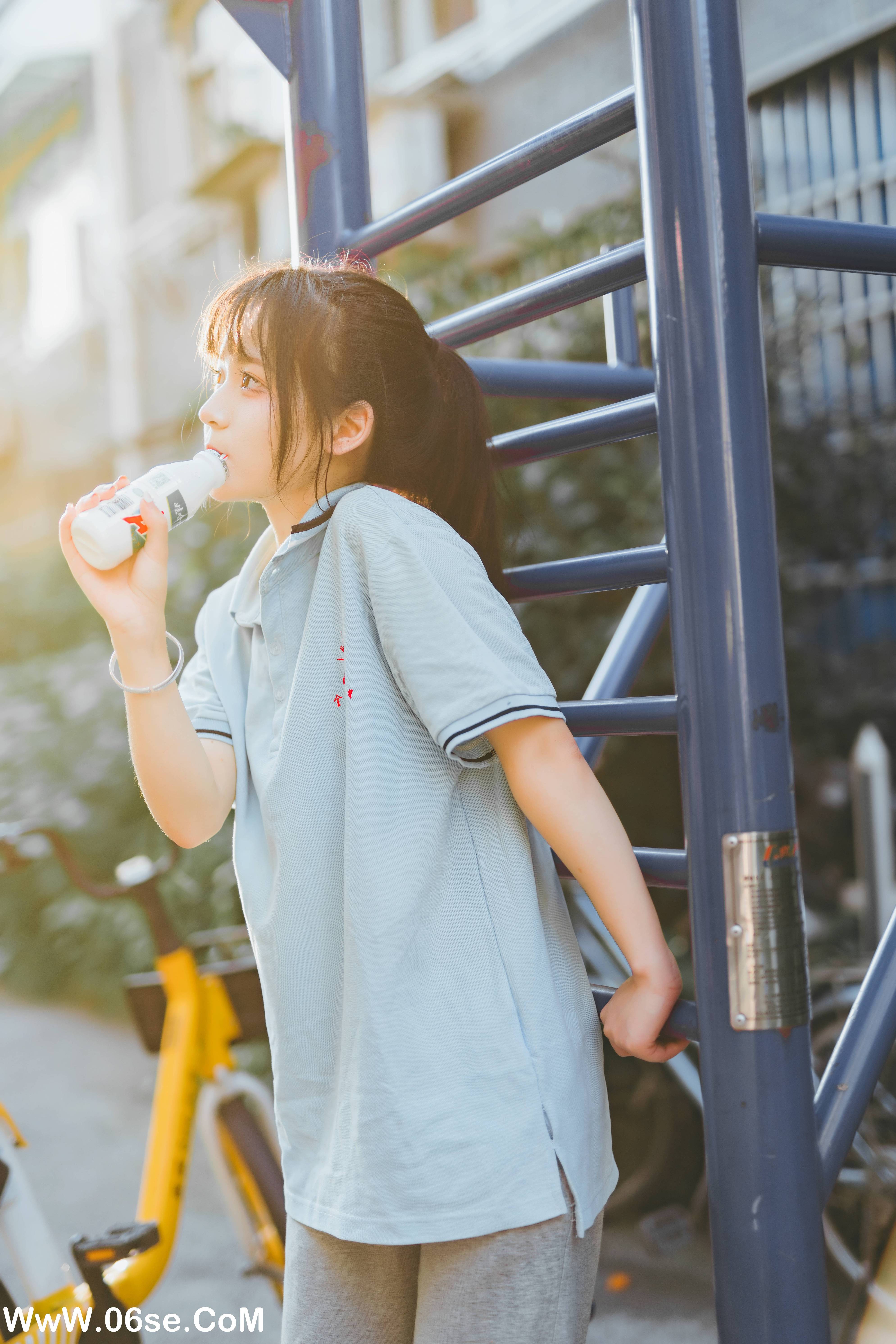 图片[13]-[YITUYU艺图语]2022.06.11 校服少女 肥宅糖糖子[30P-629.5MB]-六色网