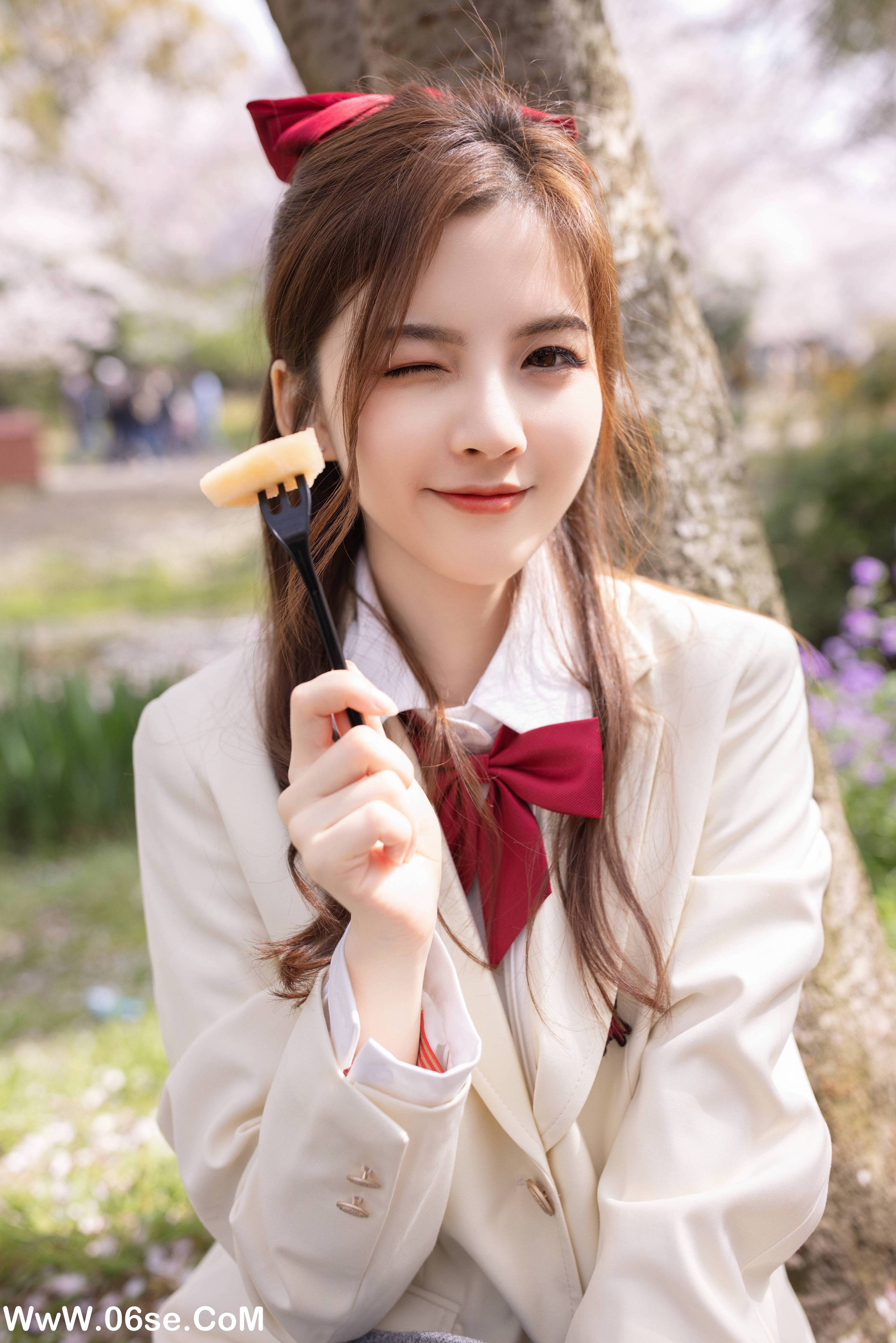 图片[3]-[YITUYU艺图语]2022.11.20 樱花少女 Dtifa丁小妮[20+1P／564MB]-六色网
