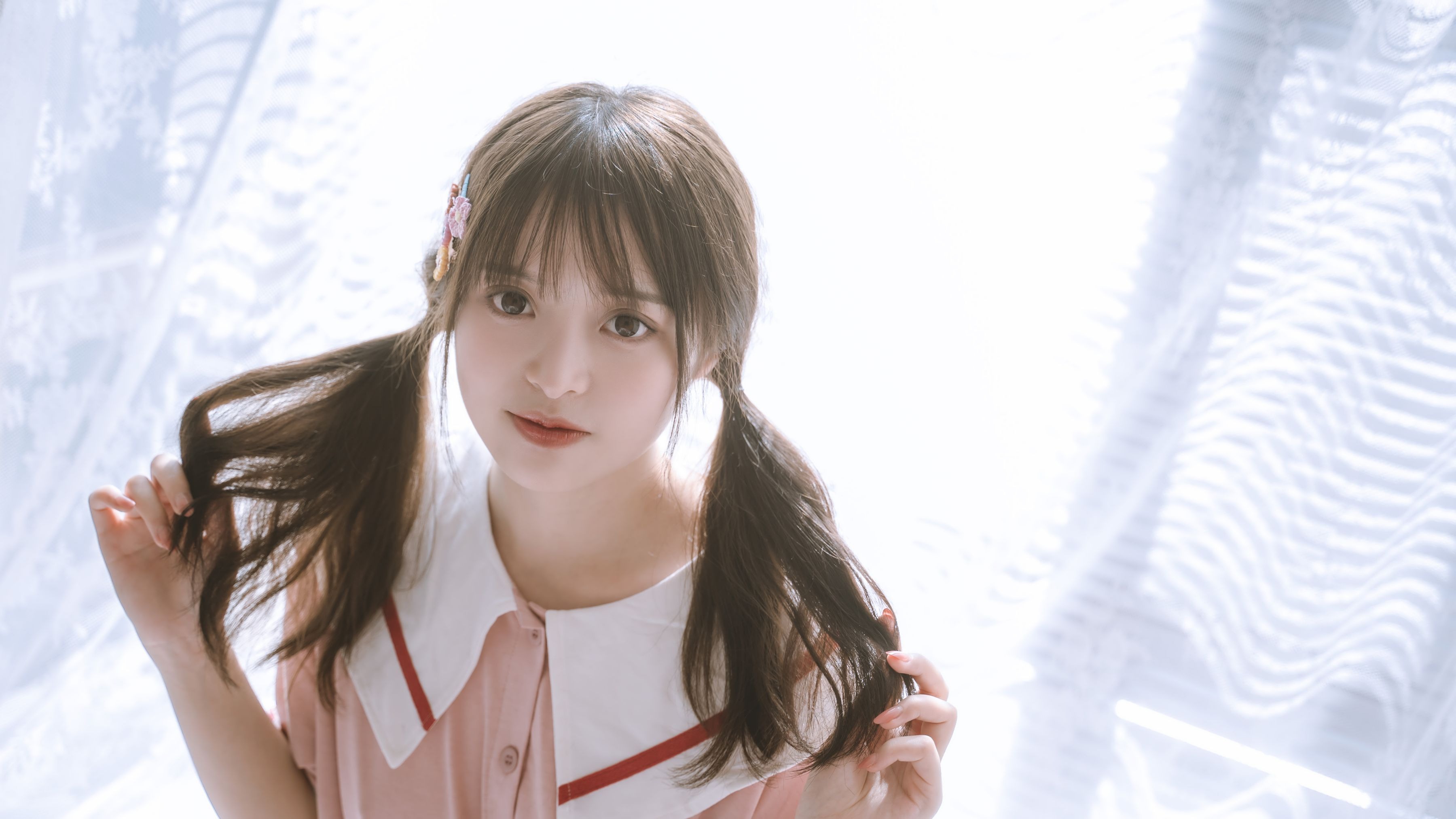 草莓味的奈奈兔 - 草莓味的居家少女 [23P+1V] 2