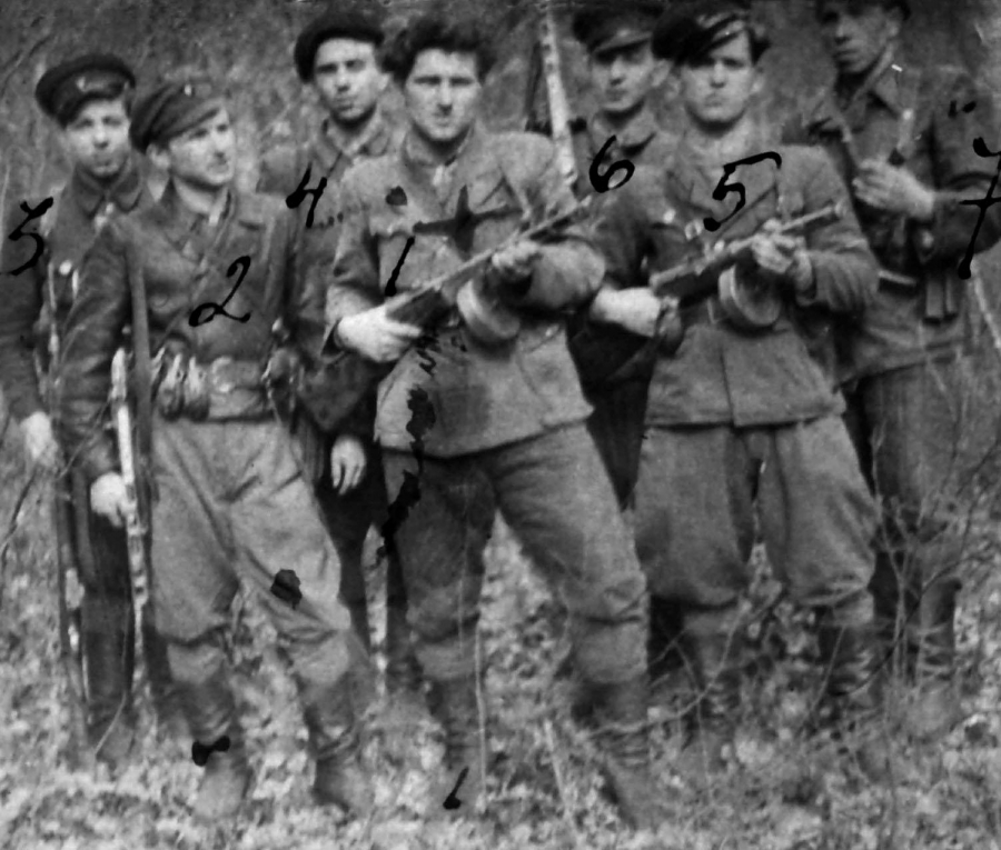 Повстанці на Яворівщині з ППШ-41. 1944 р. 
