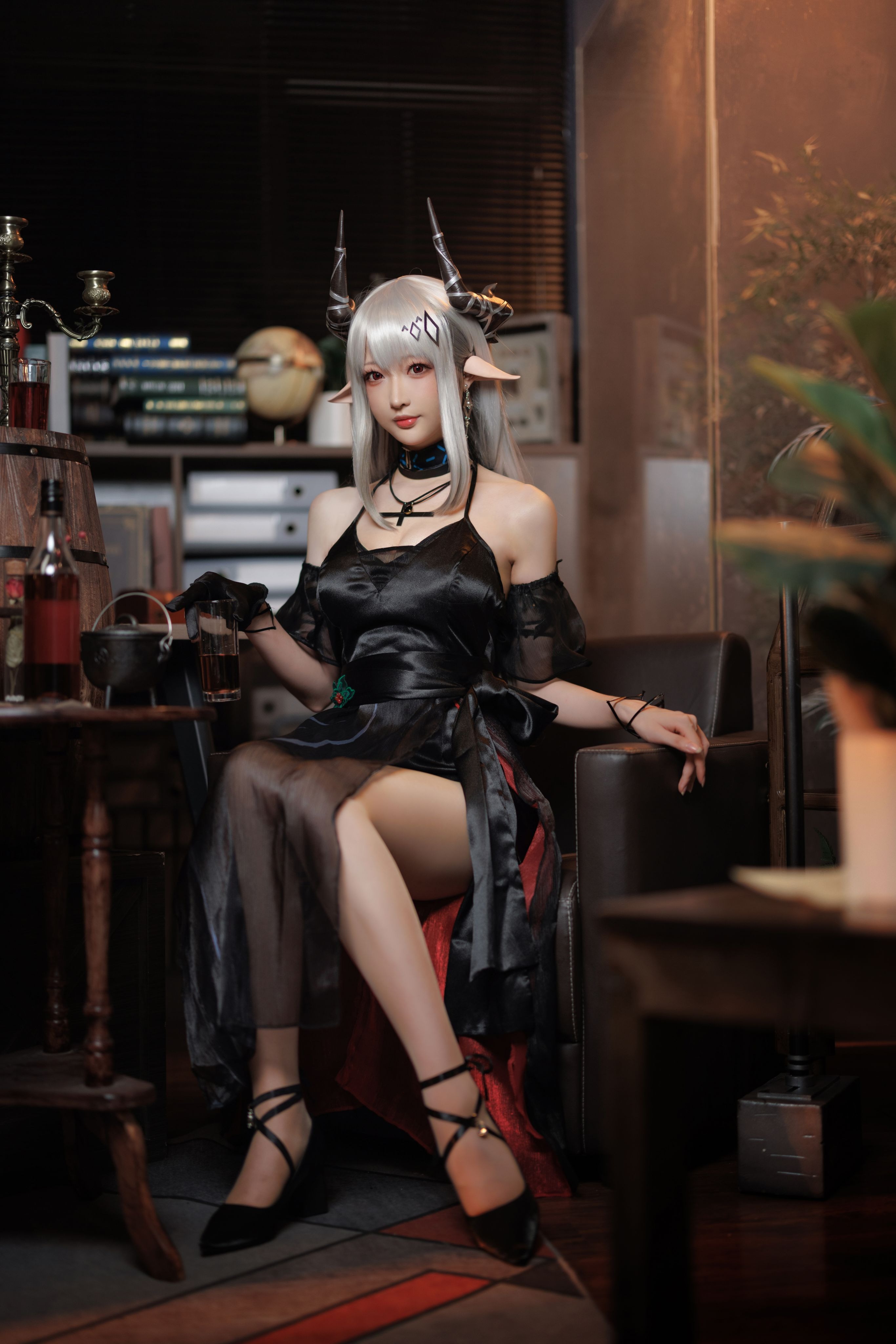 南宫 泥岩礼服 18