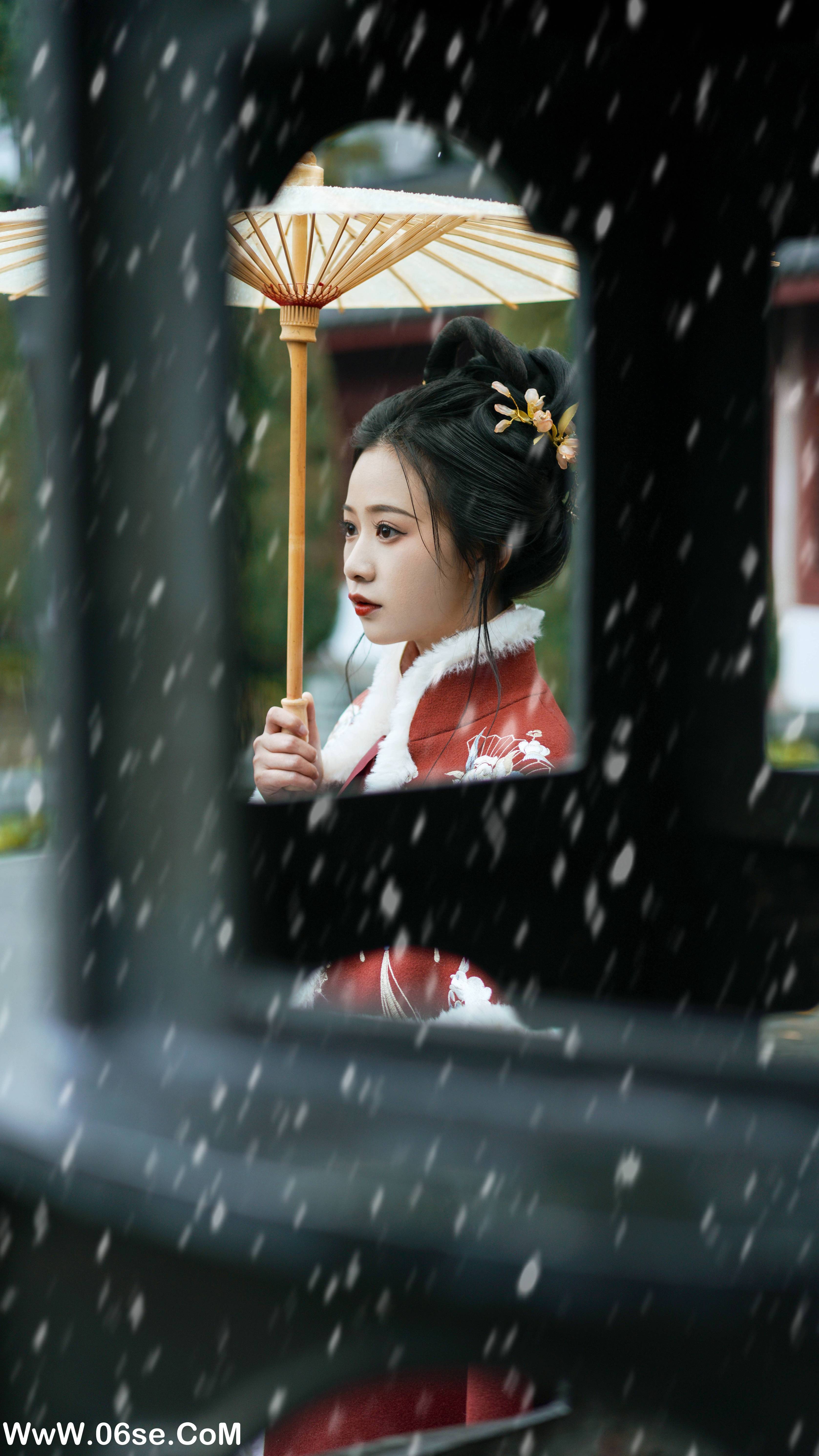 图片[4]-[YITUYU艺图语]2022.12.22 初雪 旺旺小小舒[22+1P／365MB]-六色网