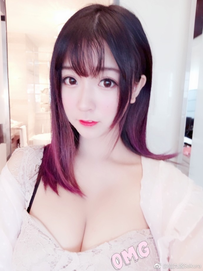 猫九酱-各式COS制服诱惑私拍[44P8GIF] 17