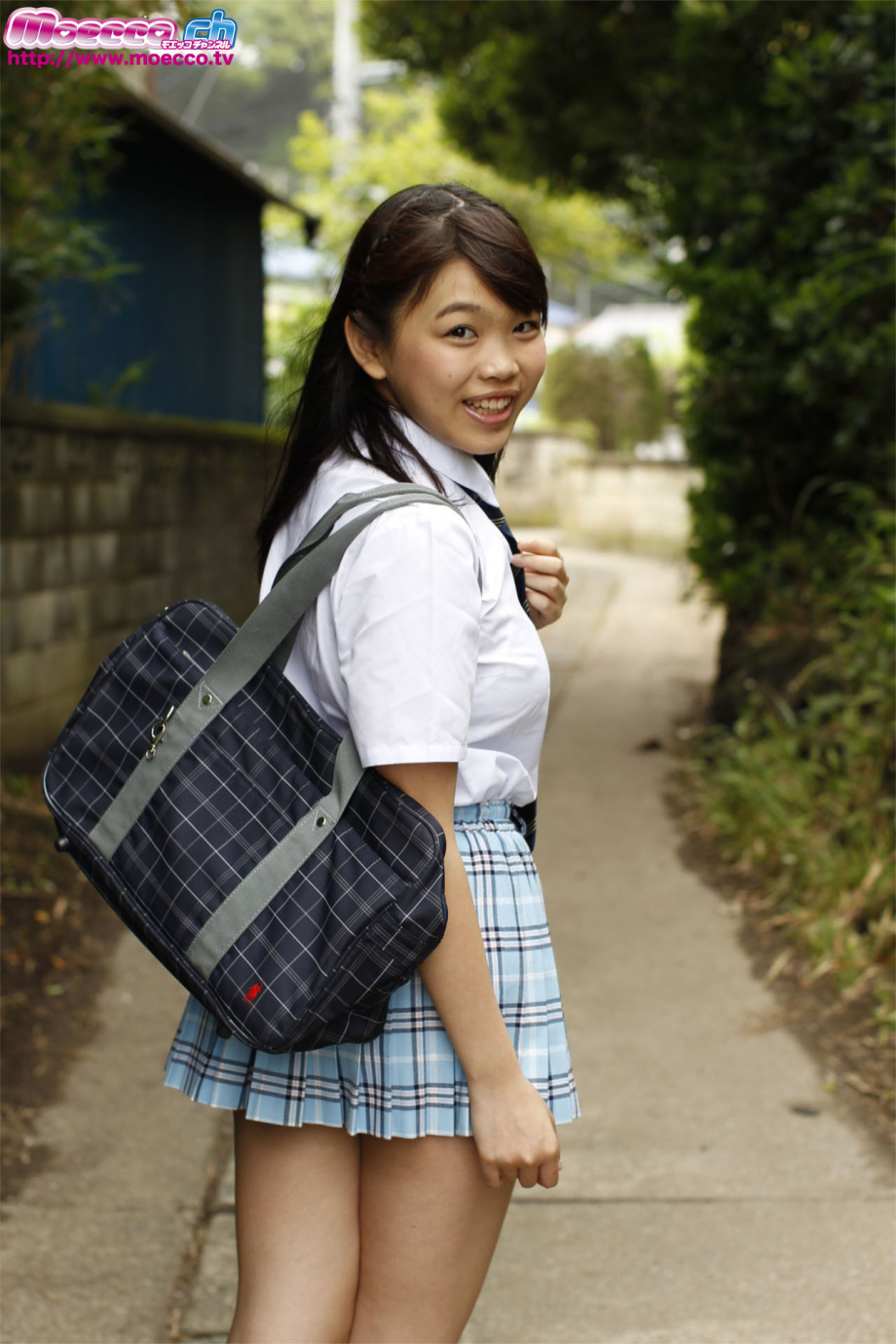 [Image: 7ce407edf595e4bda830d.jpg]