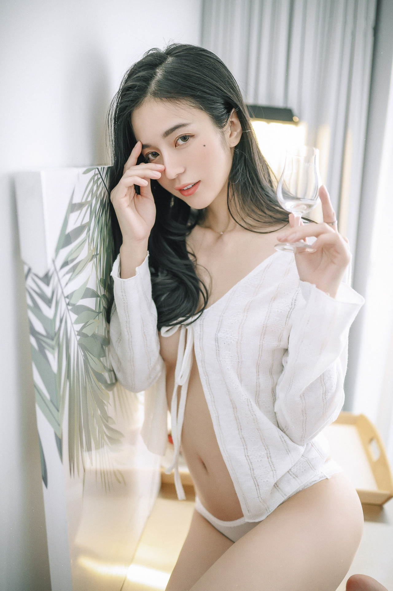 JVID精品 超仙辰辰 💕 仙女下凡玩遊戲輸了，成為任你使喚、讓你舒服的一日女友，隱藏版更多超性感畫面唷！ 35