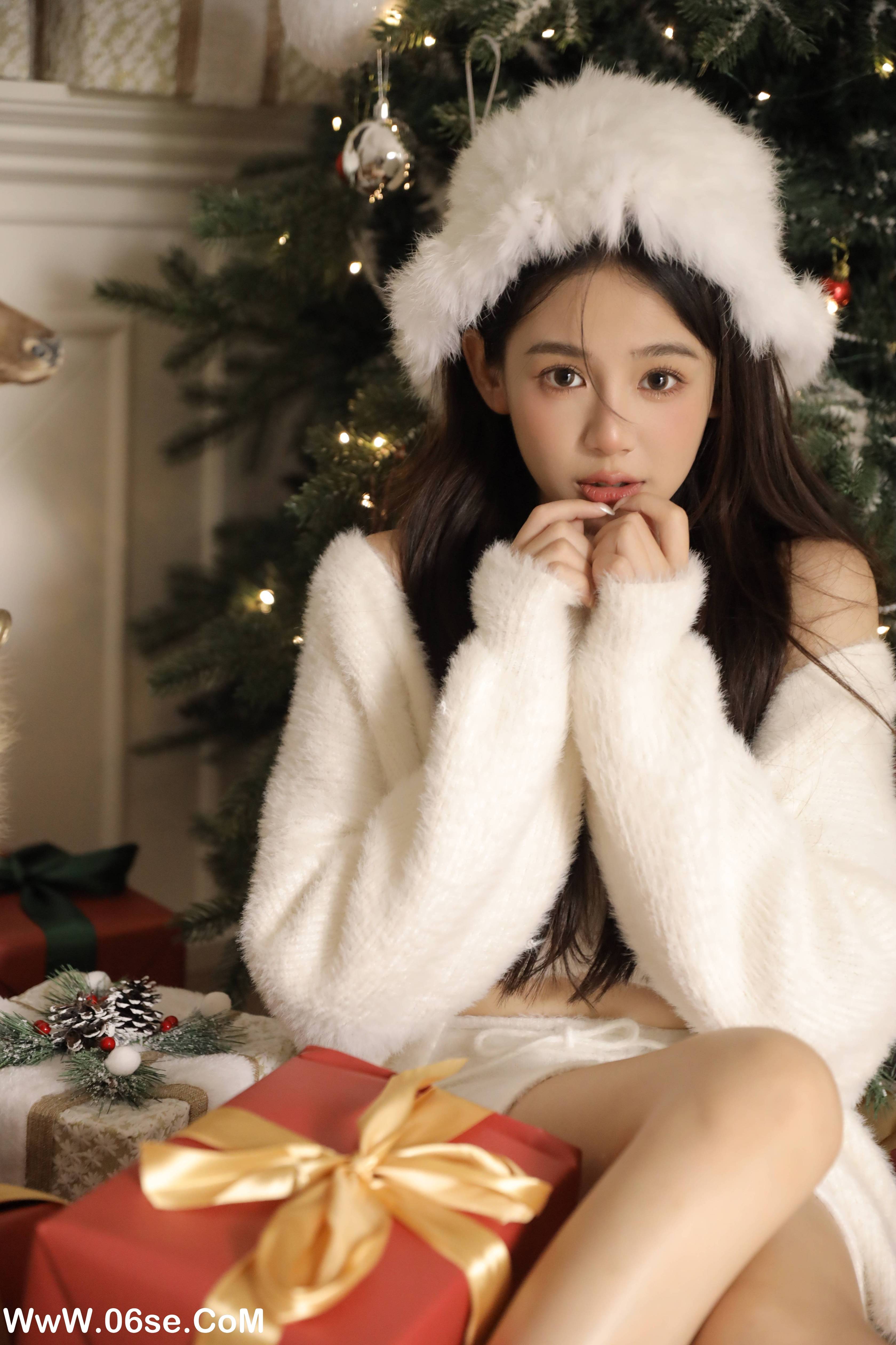 图片[20]-[YITUYU艺图语]2022.11.18 Merry Christmas 光头强[33+1P／306MB]-六色网