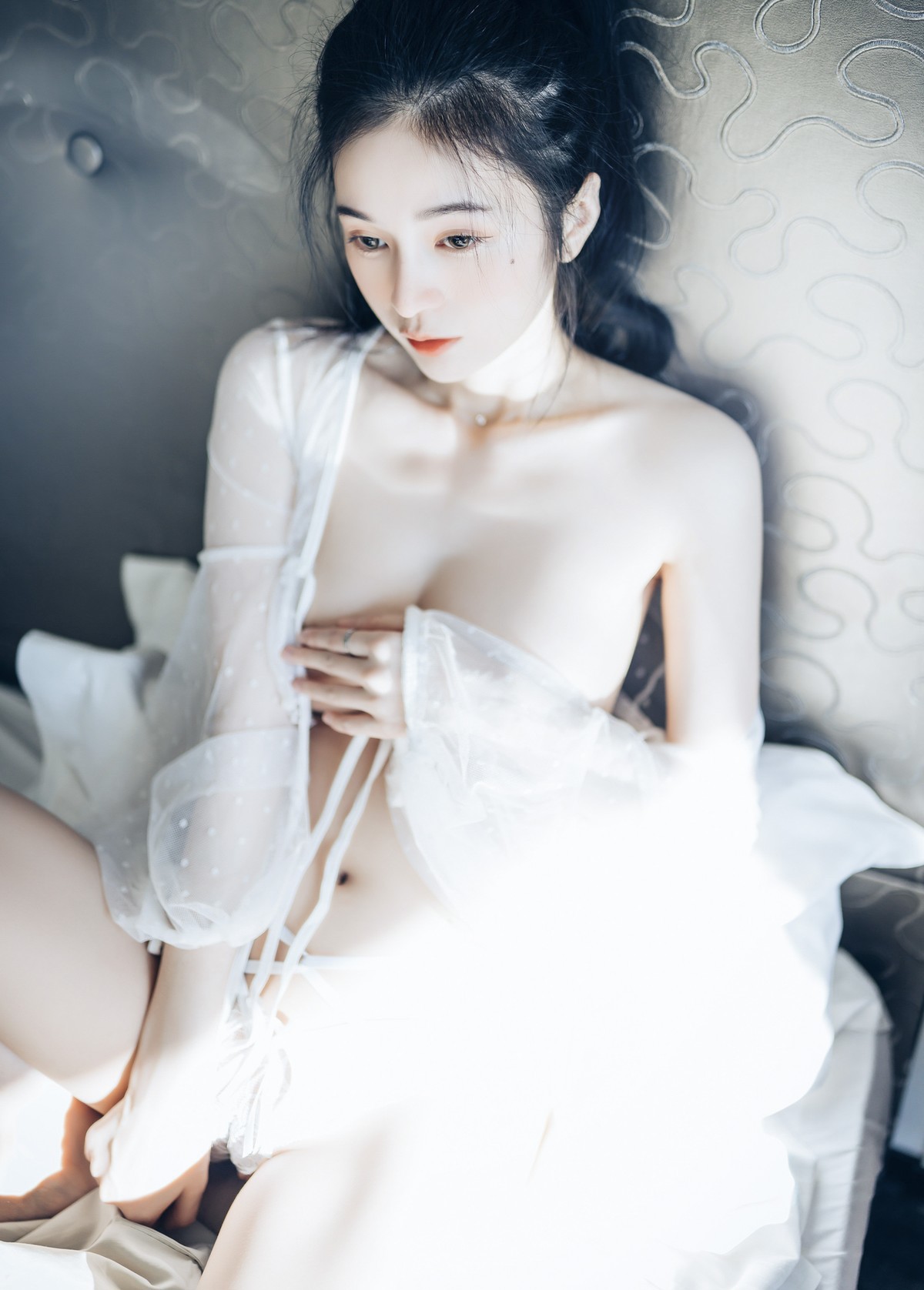 JVID精品 🔞仙仙辰 透明罩衫 透明駱駝蹄內褲 濕潤黑絲 我的女友 這次有點色😈有點甜 Set.01 48