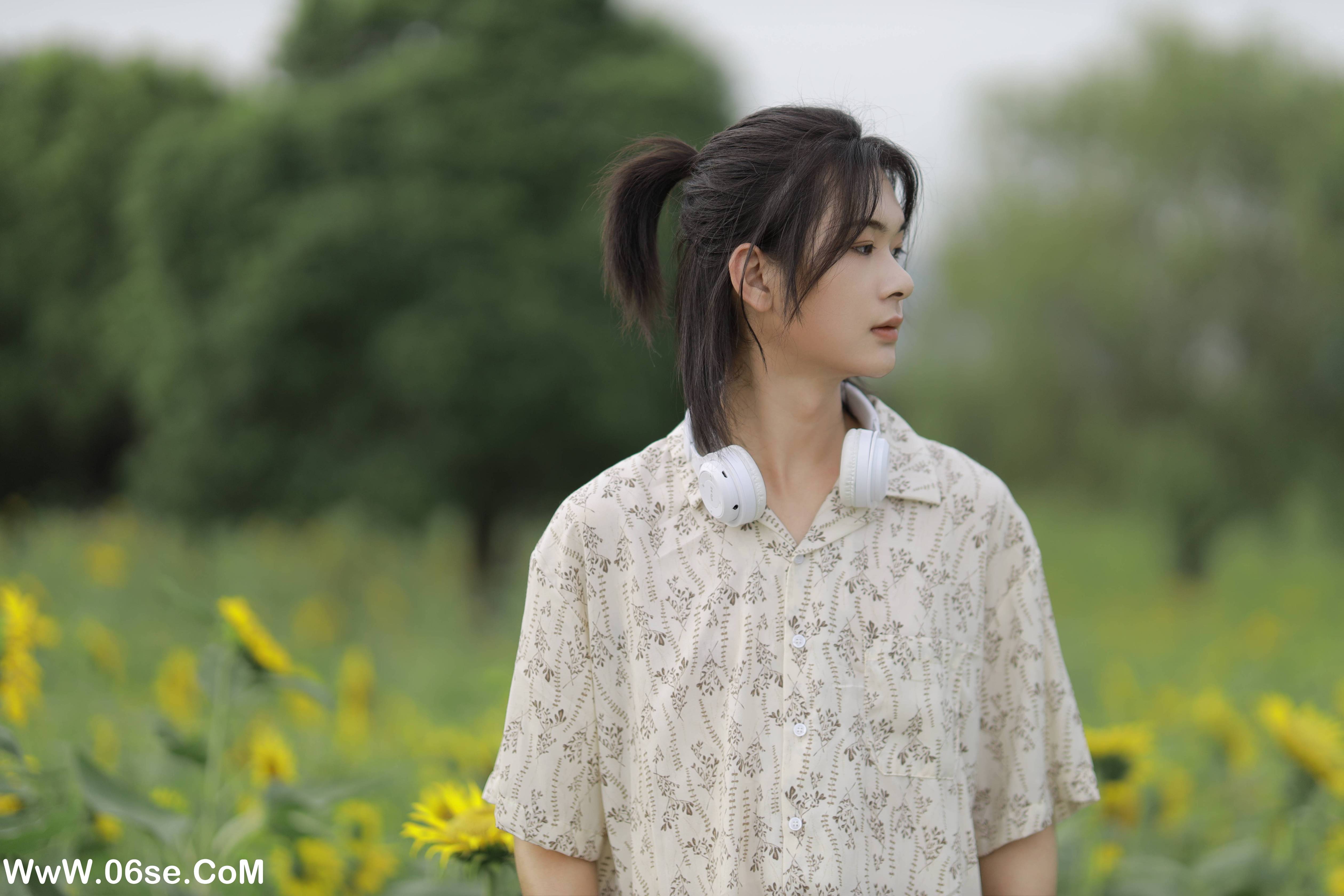 图片[19]-[YITUYU艺图语]2022.10.23 向日葵少年 喻喻喻喻幸[21+1P／181MB]-六色网