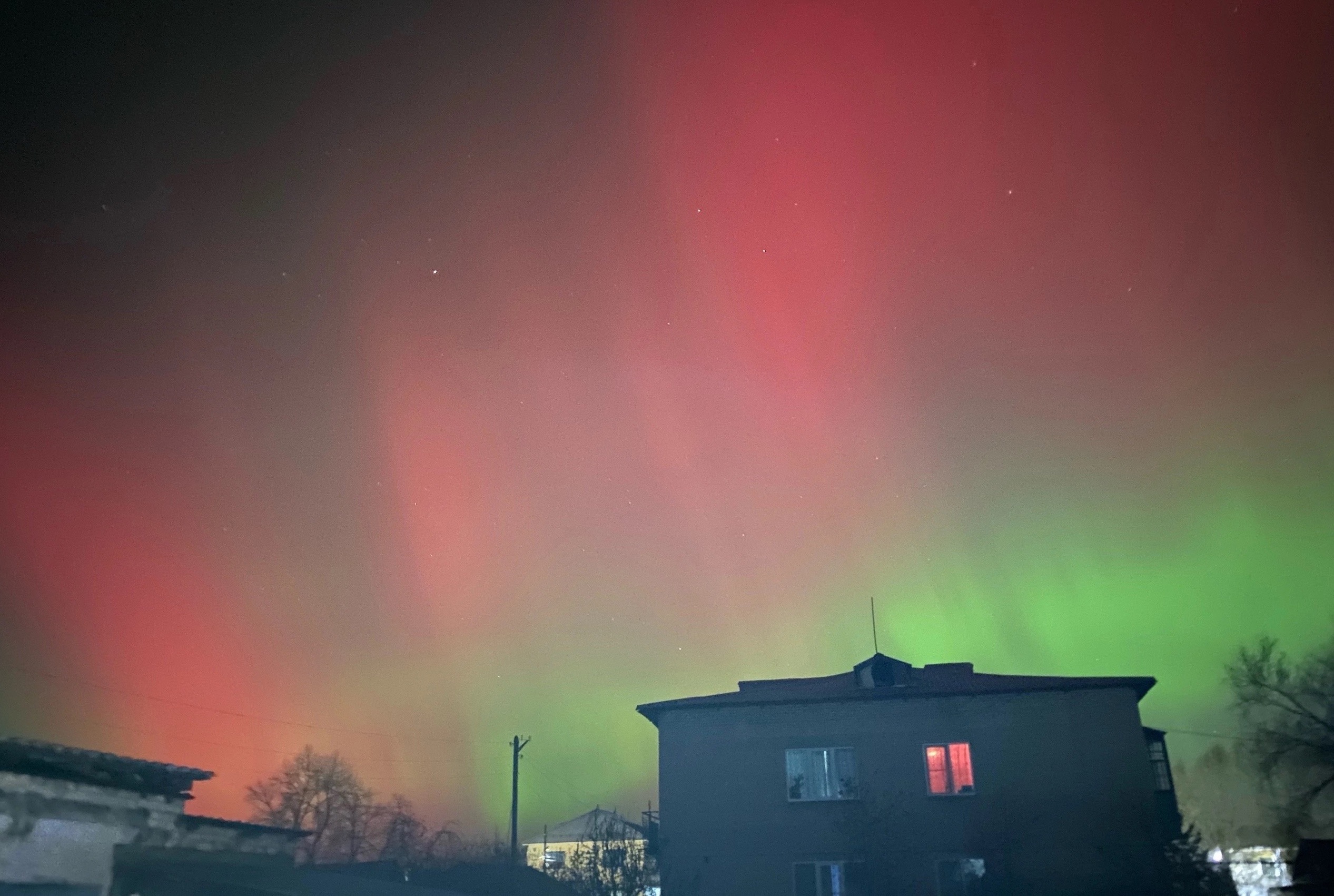 Что такое красное северное сияние