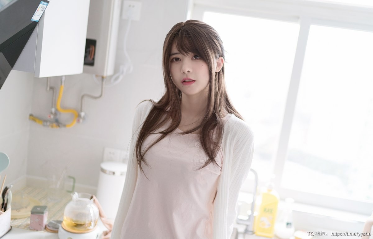 [Cos]眼酱大魔王- 人妻丝袜红茶[57P] 21
