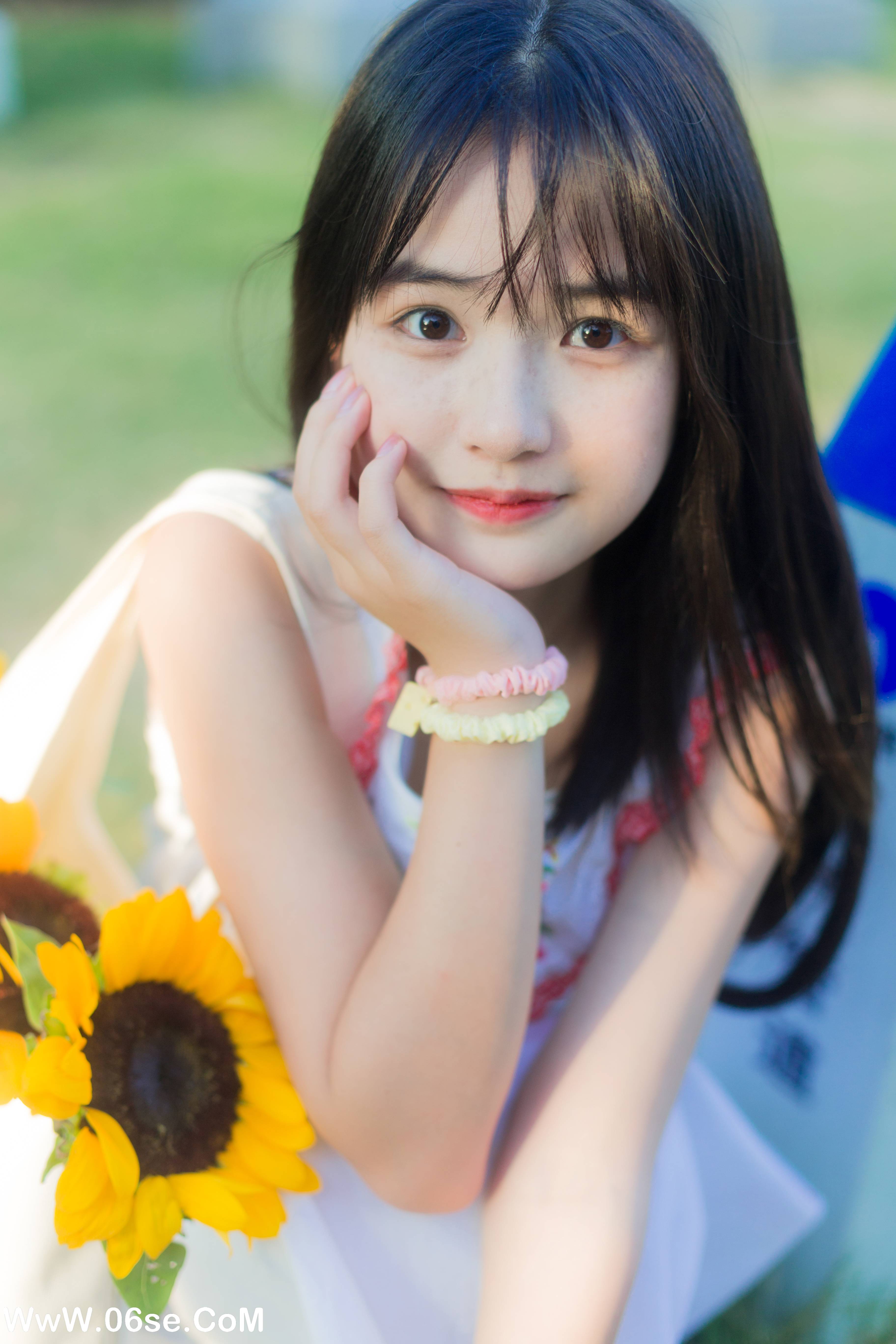 图片[9]-[YITUYU艺图语]2022.10.20 飞奔向你 小怡妹妹cute[35+1P／282MB]-六色网