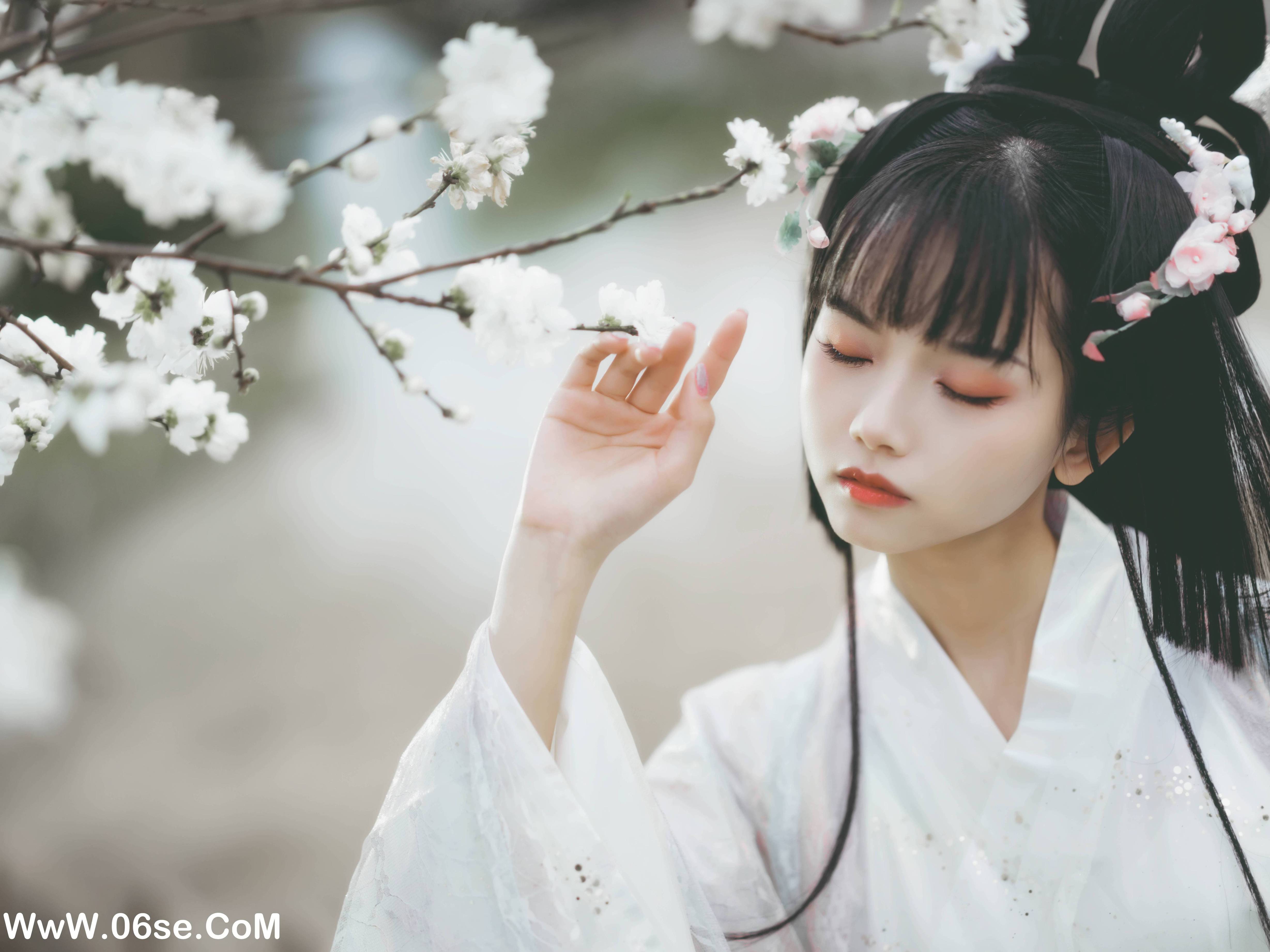 图片[19]-[YITUYU艺图语]2022.06.17 广寒宫 猫梓子[23P-748.67MB]-六色网