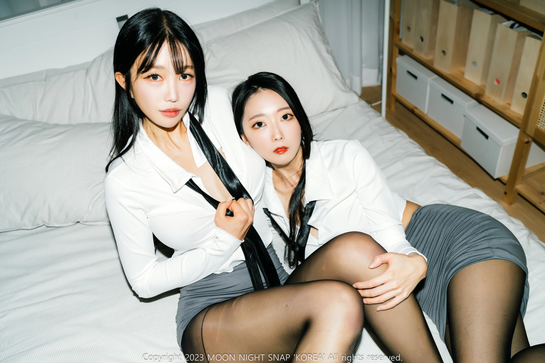 Mona 모나, Jucy 쥬시, Moon Night Snap “Stick” Set.01 6